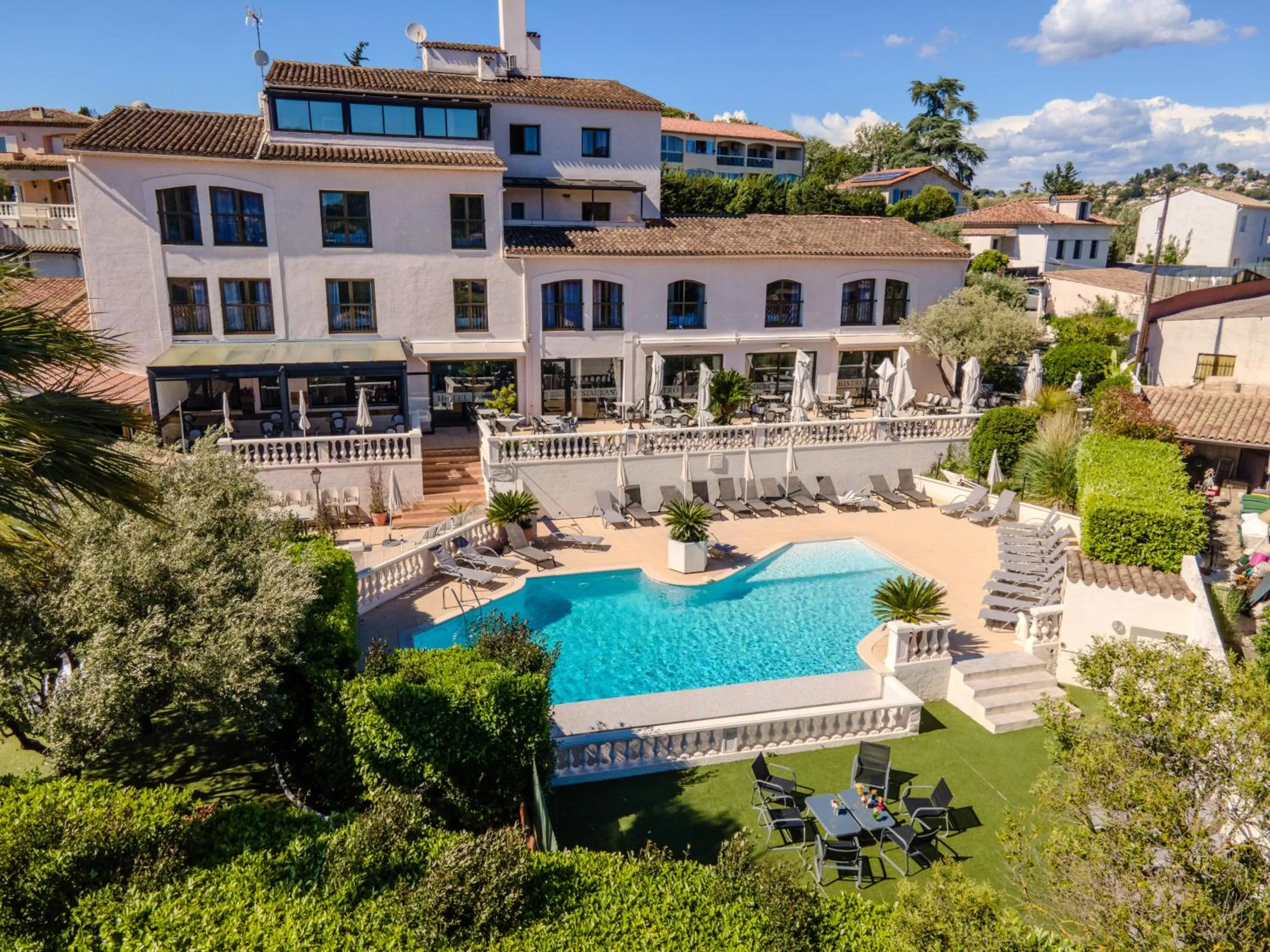 Logis Hotel Perla Riviera & Restaurant