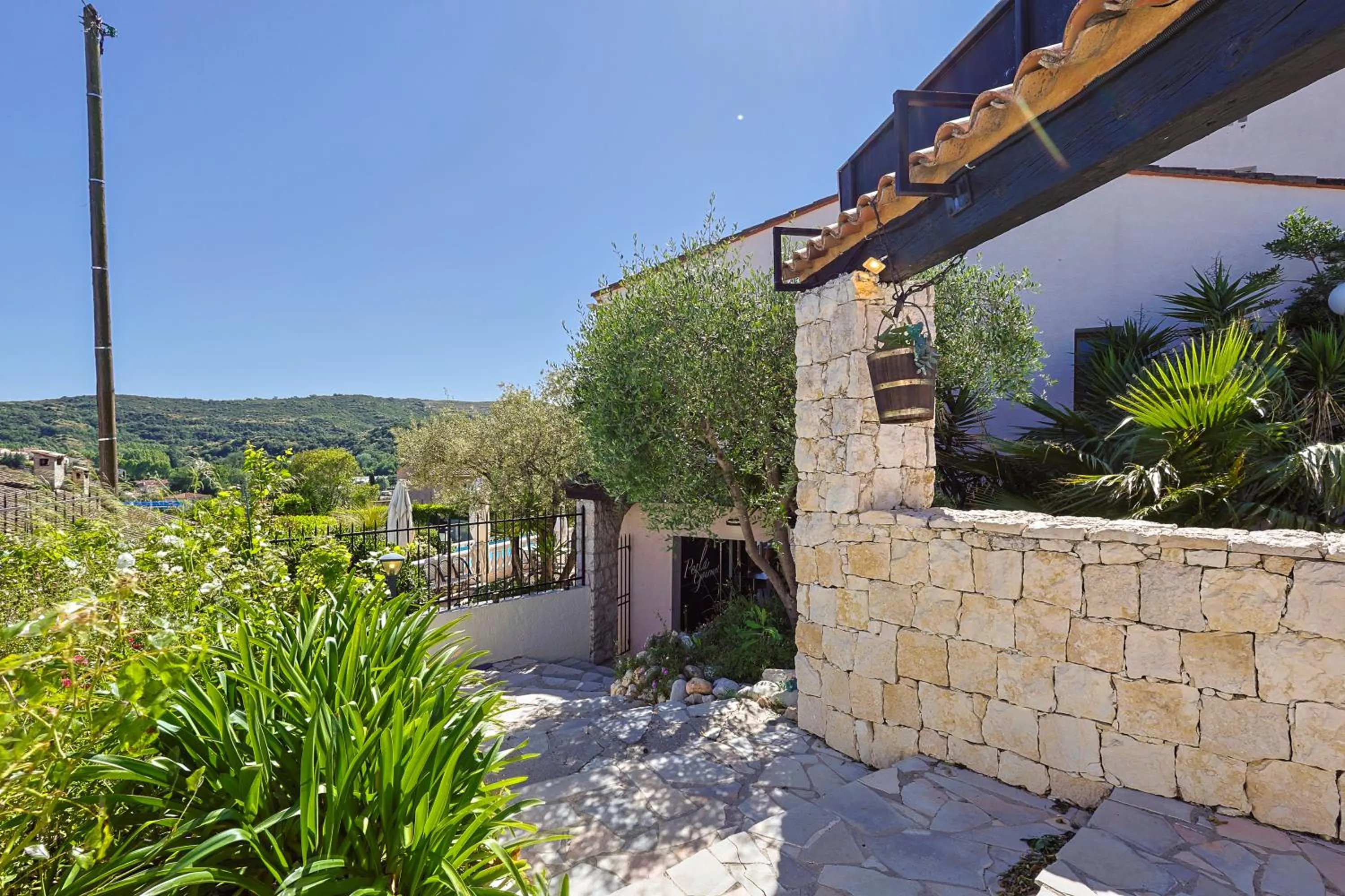 Logis Hotel Perla Riviera & Restaurant