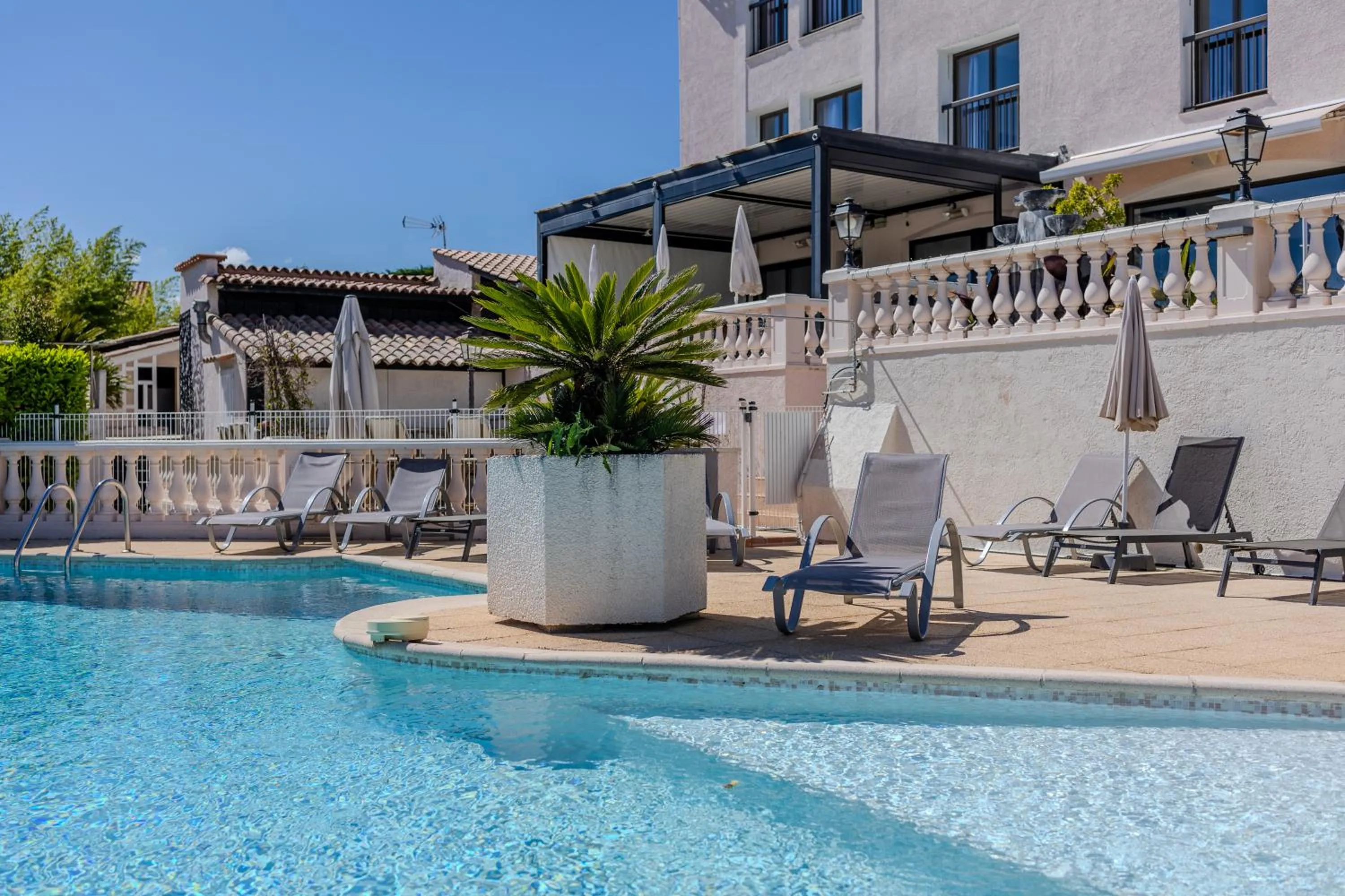 Logis Hotel Perla Riviera & Restaurant