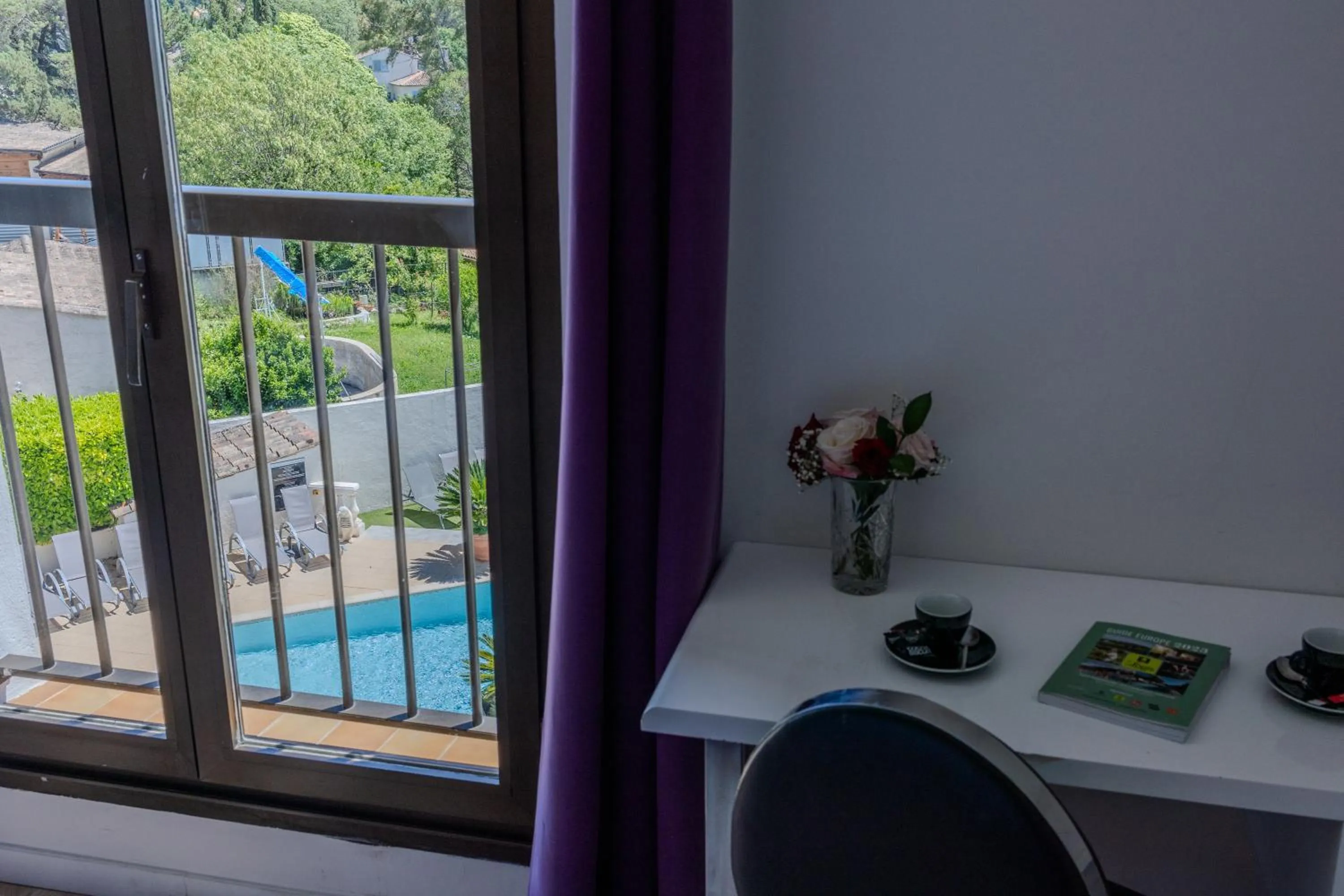 Logis Hotel Perla Riviera & Restaurant