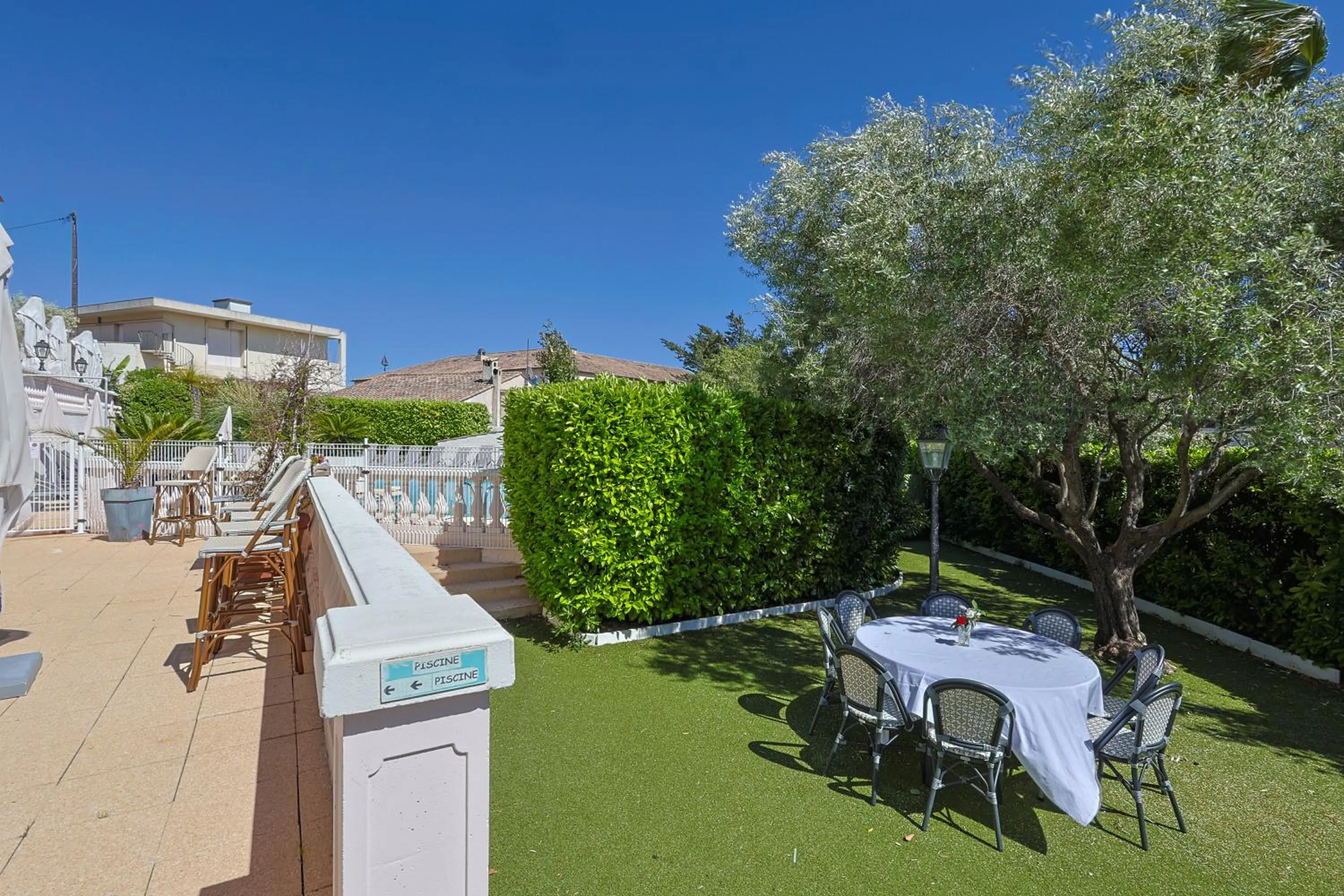 Logis Hotel Perla Riviera & Restaurant