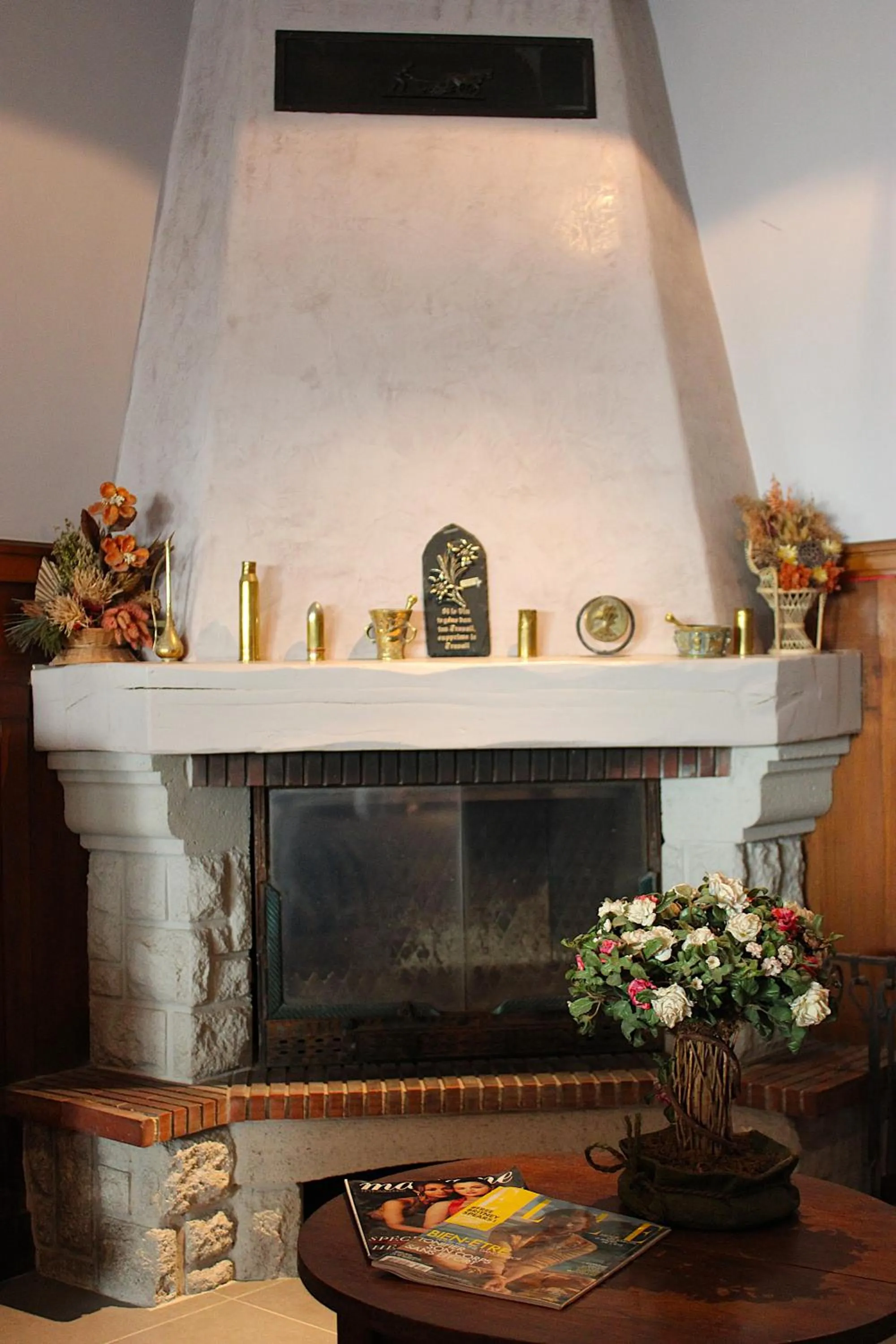 Seating area in Hotel Kapa Gorry