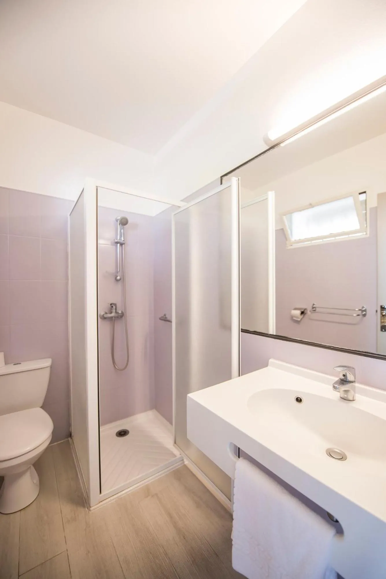 Shower in ULVF Les Residences du Colombier