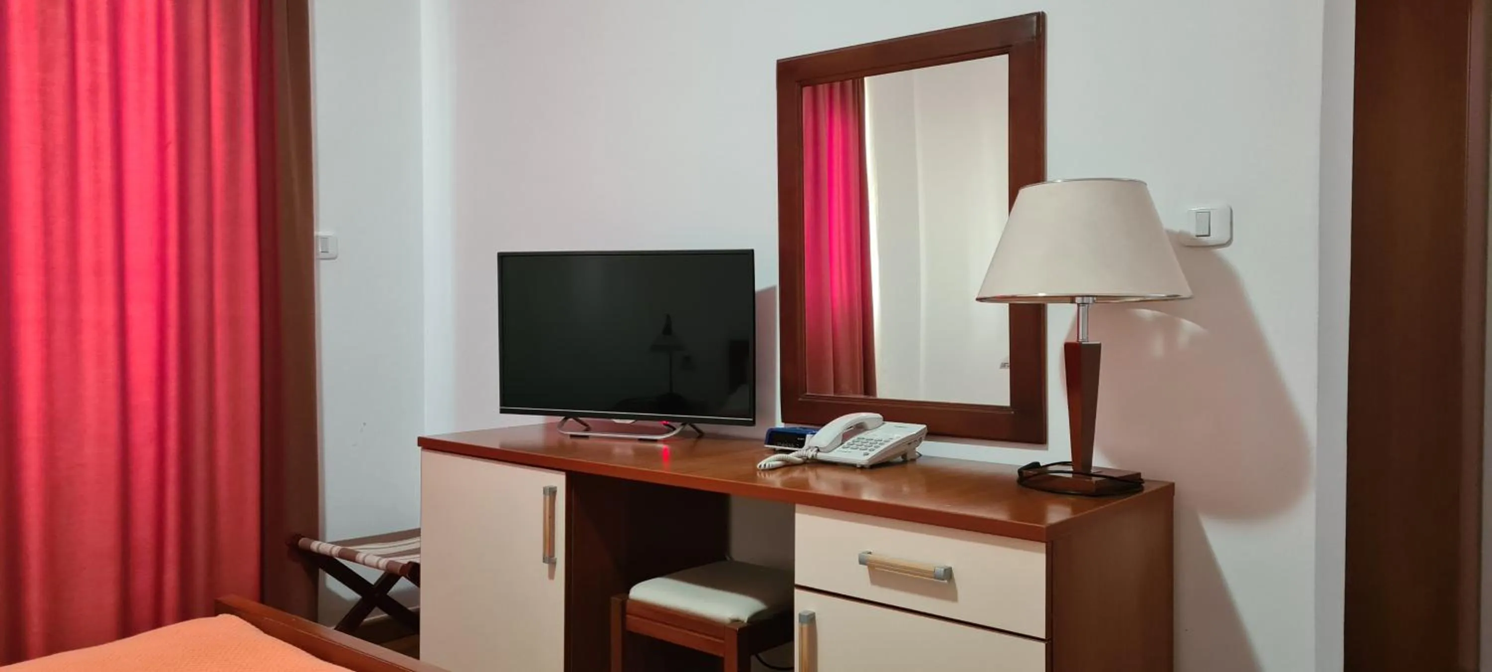 TV and multimedia in Hotel Fineso