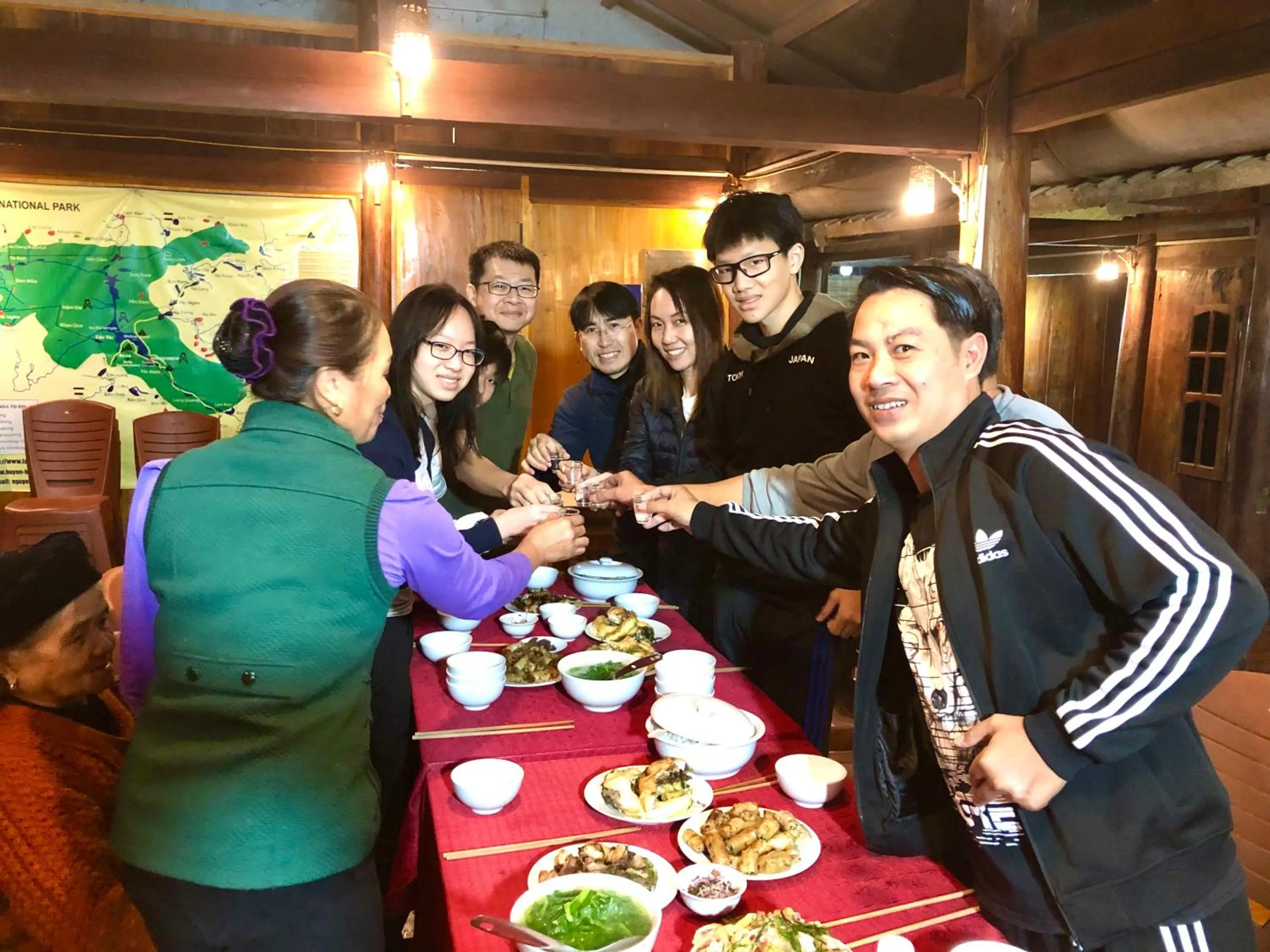 Ba Be lake-Huyền Hào Homestay