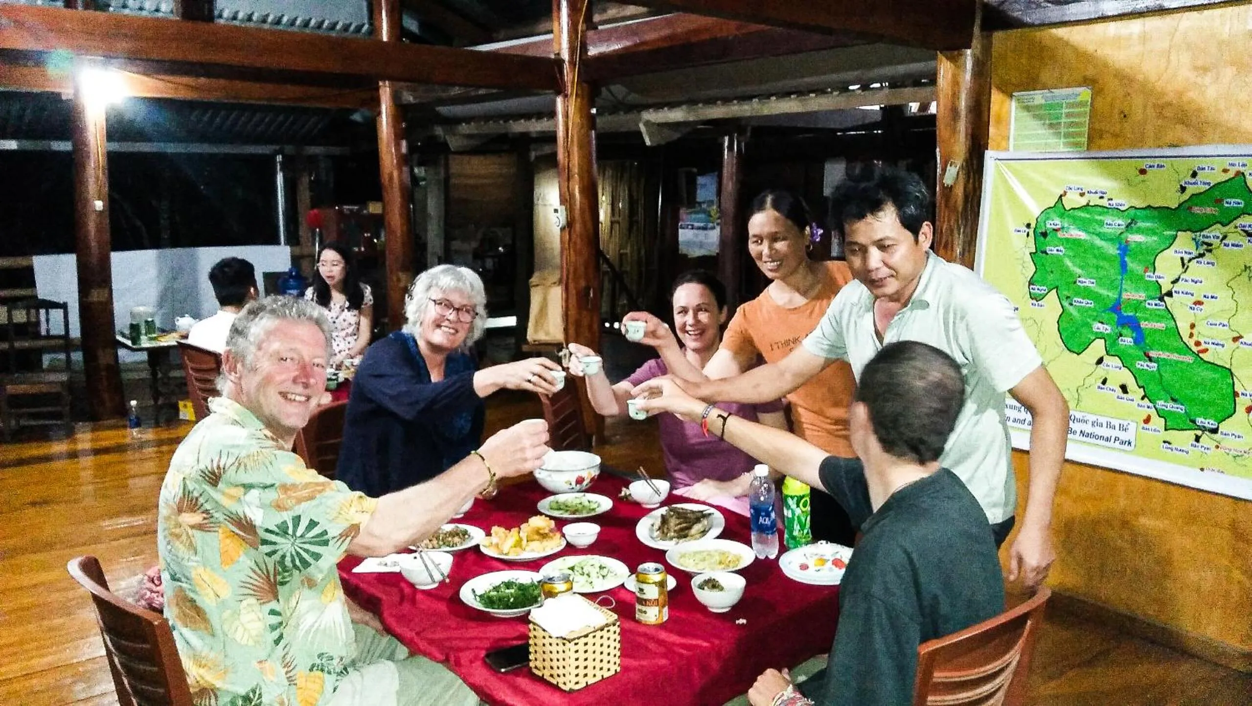 Ba Be lake-Huyền Hào Homestay