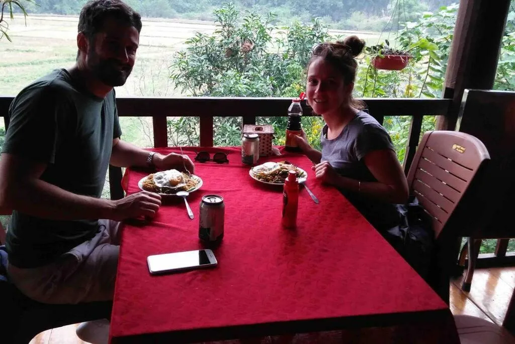 Ba Be lake-Huyền Hào Homestay