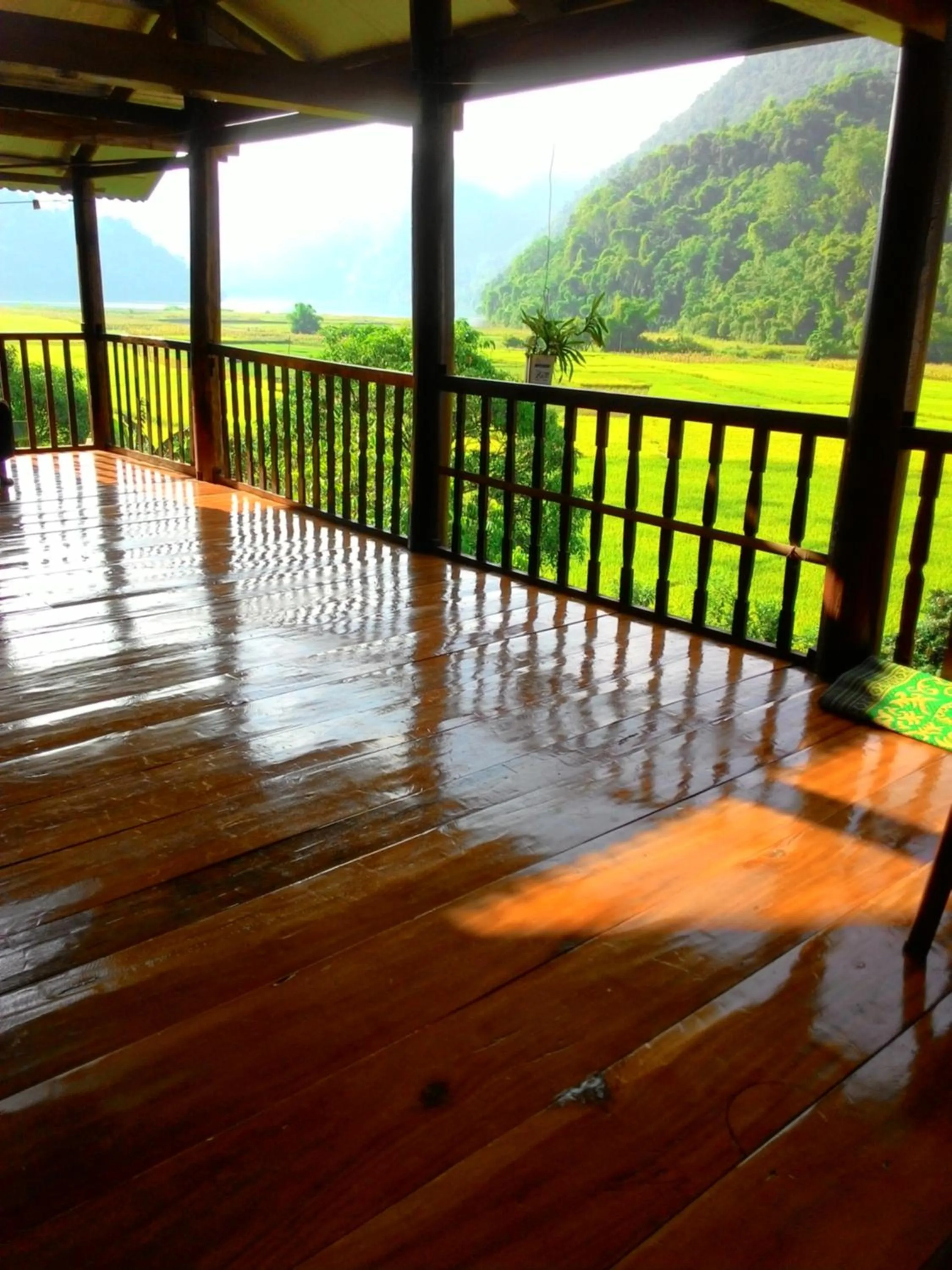 Ba Be lake-Huyền Hào Homestay