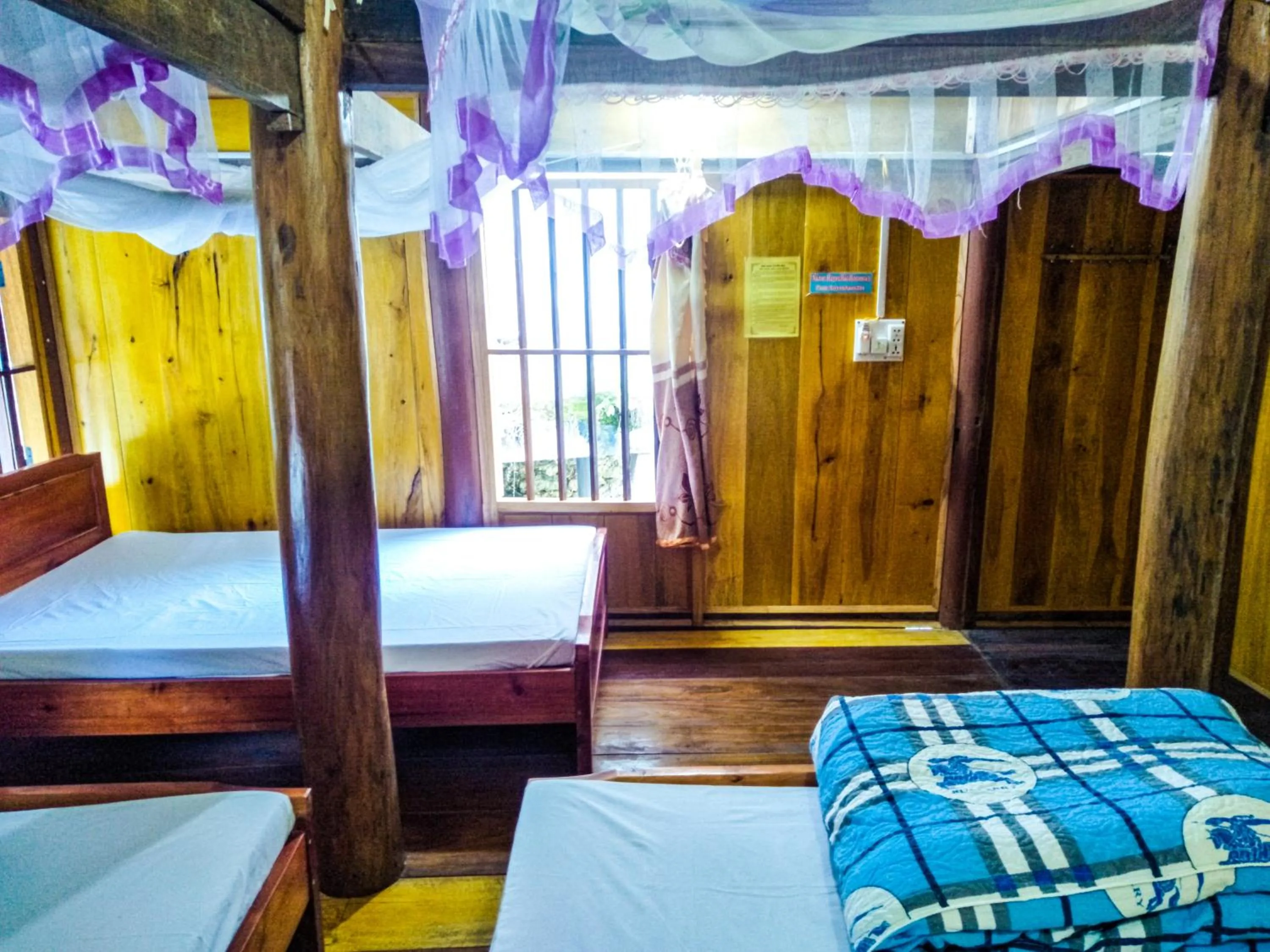 Bed in Ba Be lake-Huyền Hào Homestay