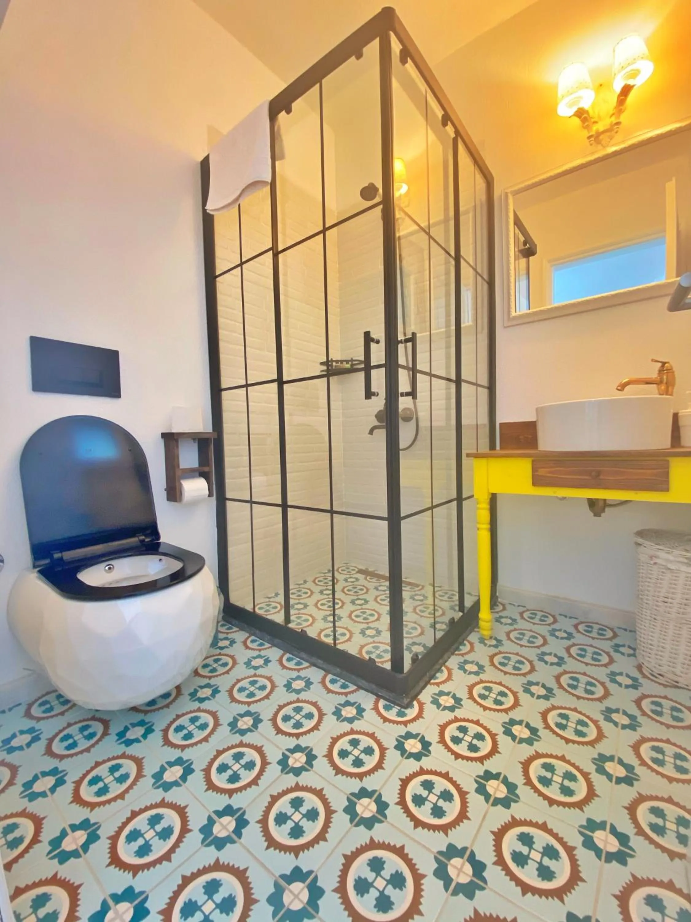 Bathroom in Kesre Hotel