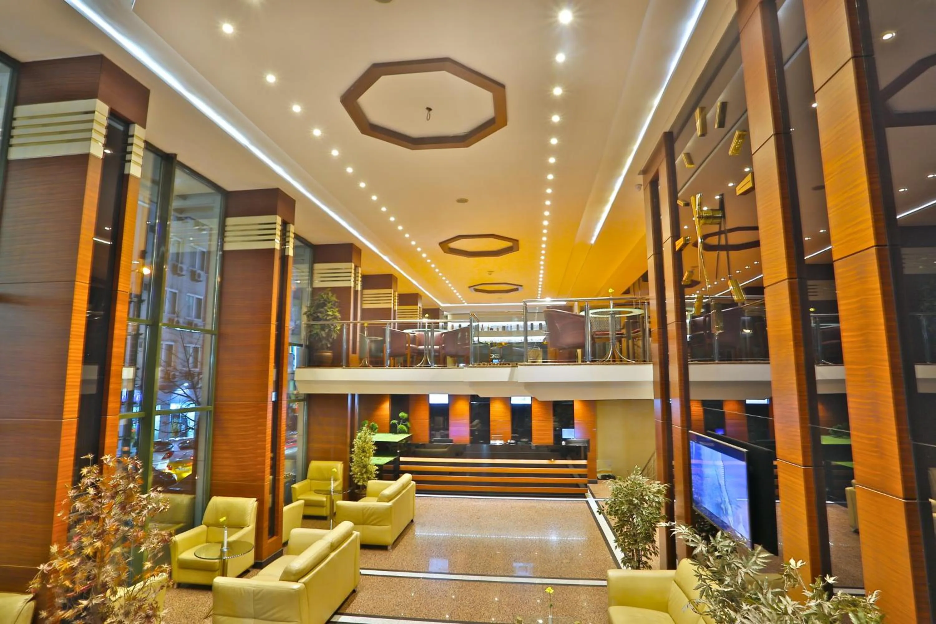 Lobby or reception in Grand Madrid Hotel