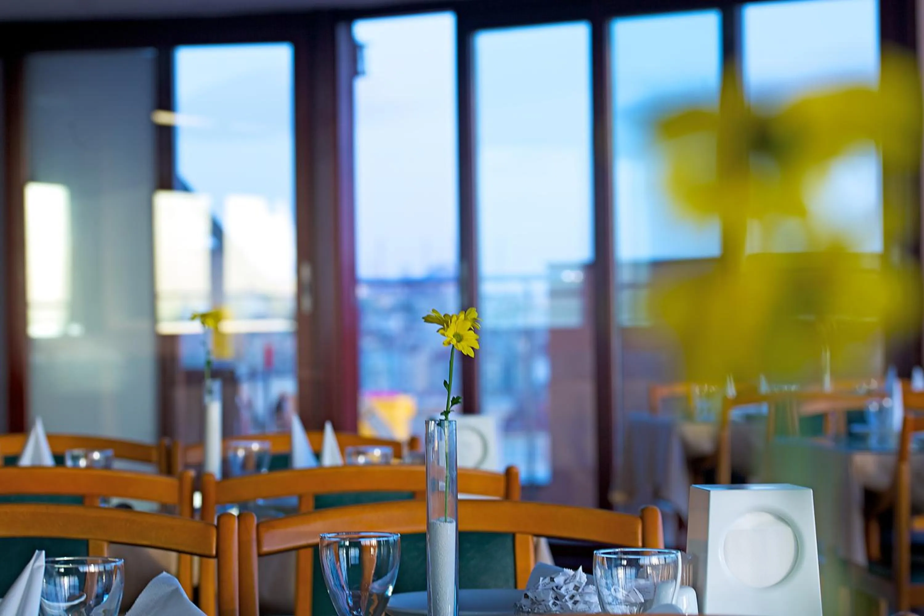 Restaurant/places to eat in Grand Madrid Hotel