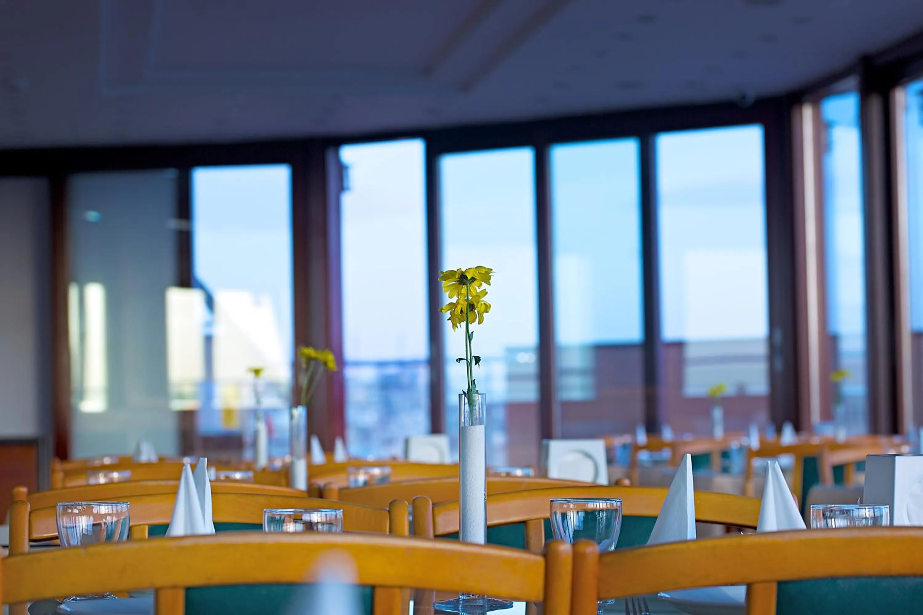 Restaurant/places to eat in Grand Madrid Hotel