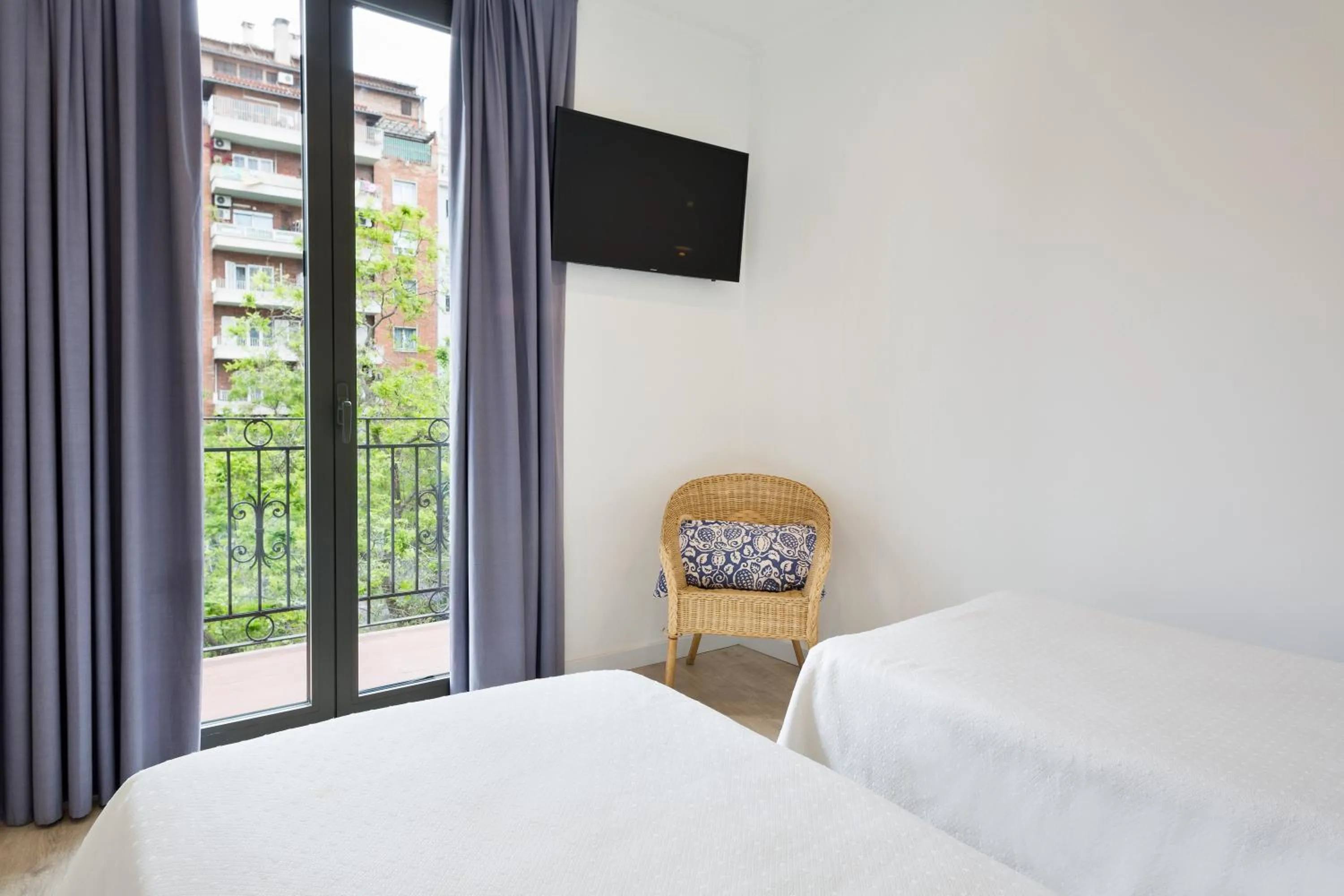 Bed in BcnStop Parc Güell