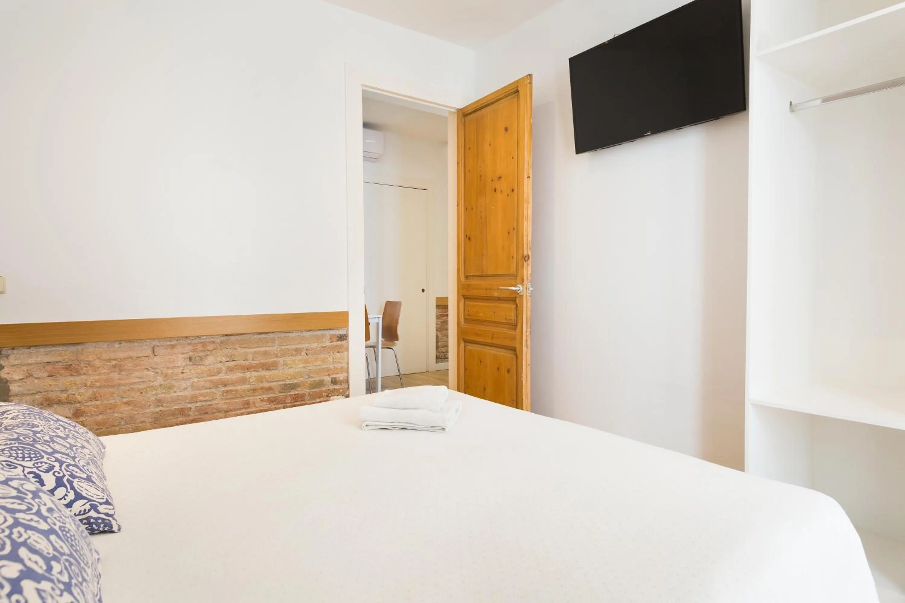 Bed in BcnStop Parc Güell