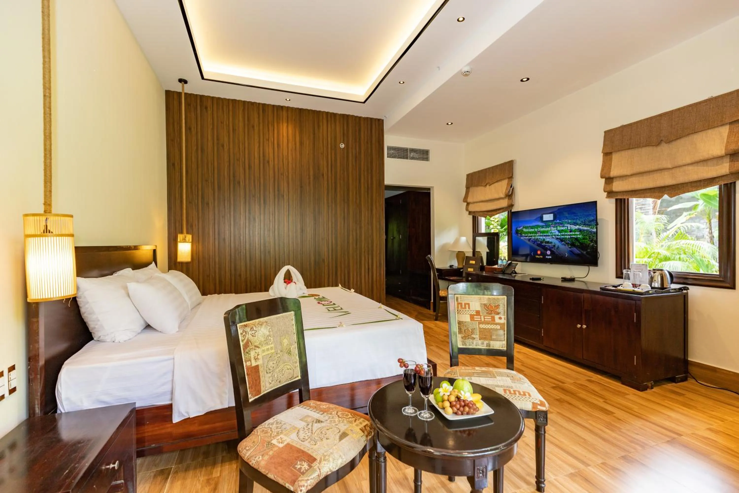 Seating area in Diamond Bay Resort & Spa