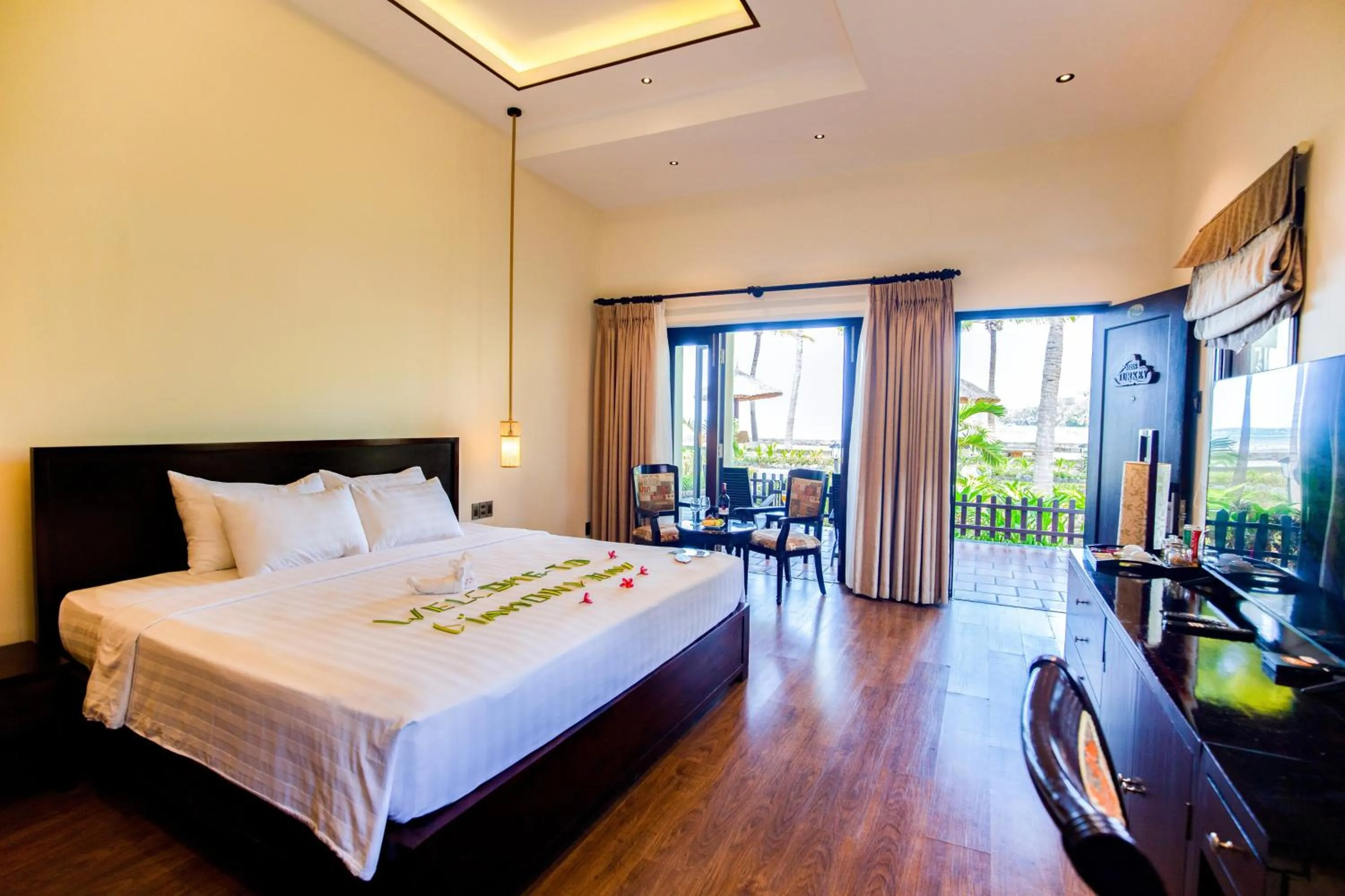 Photo of the whole room, Bed in Diamond Bay Resort & Spa