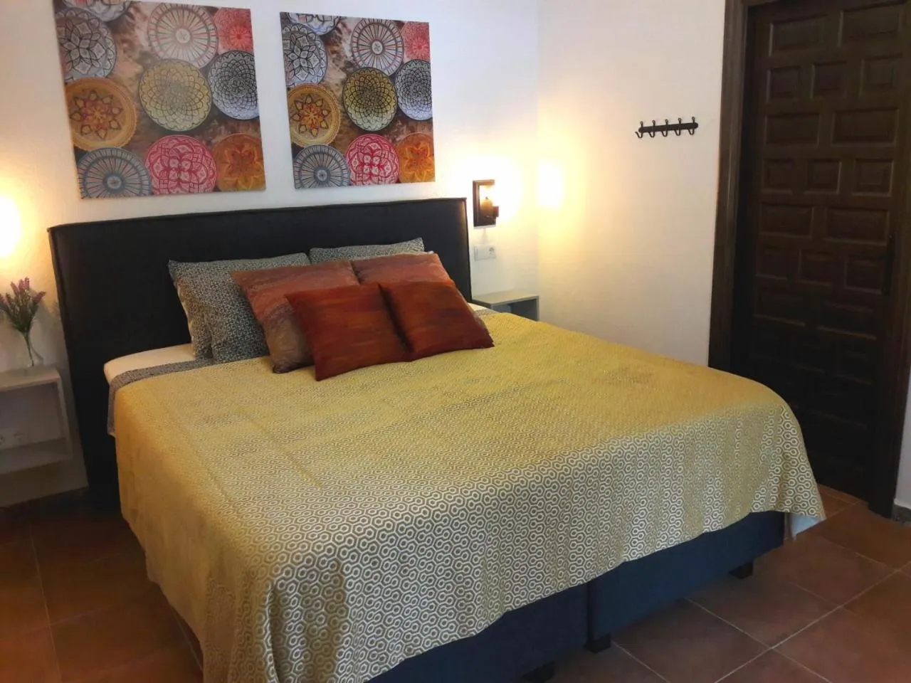 Bed in Finca Roca Vista, adults only