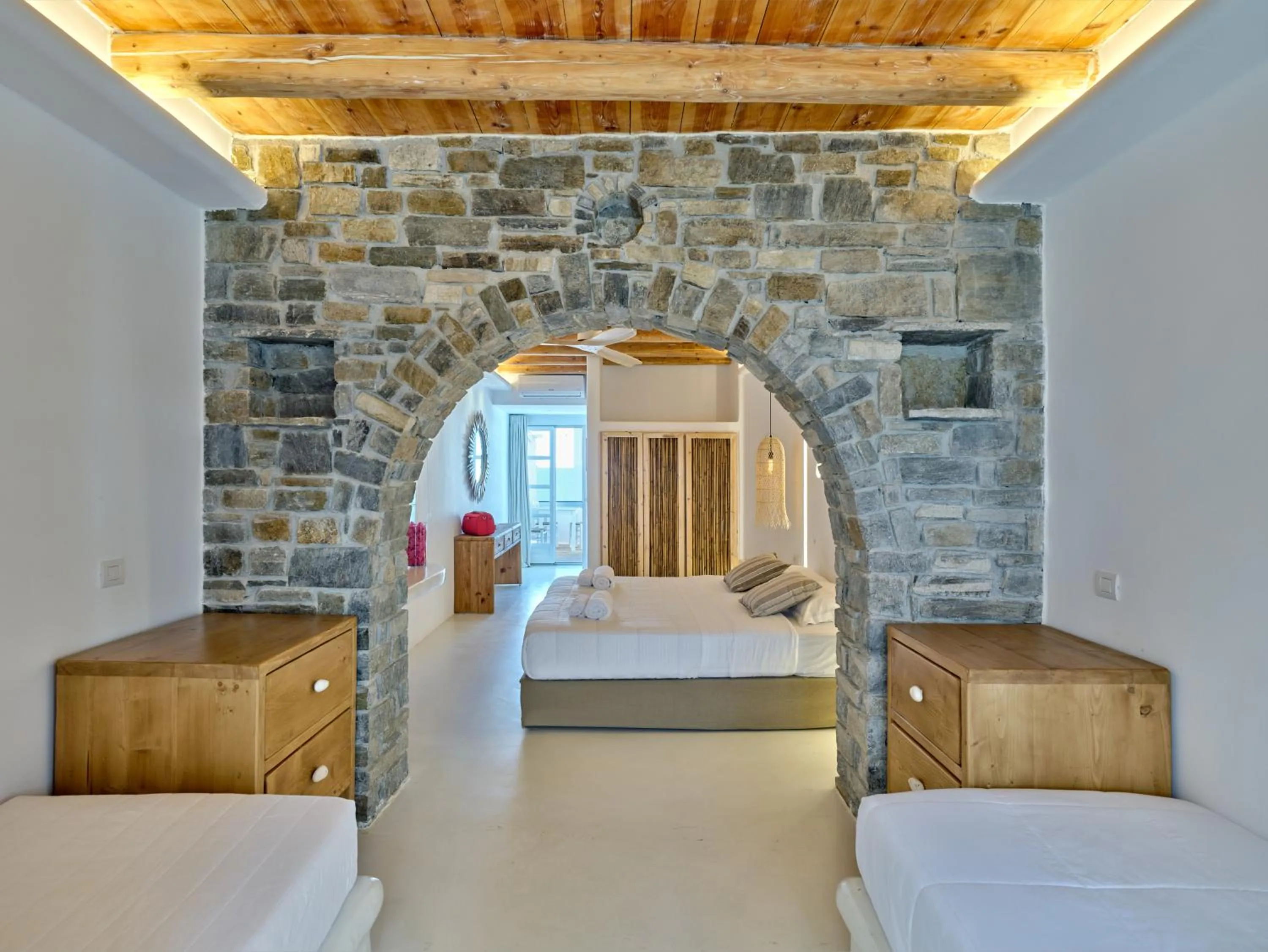 Bed in Zefi Hotel & Suites