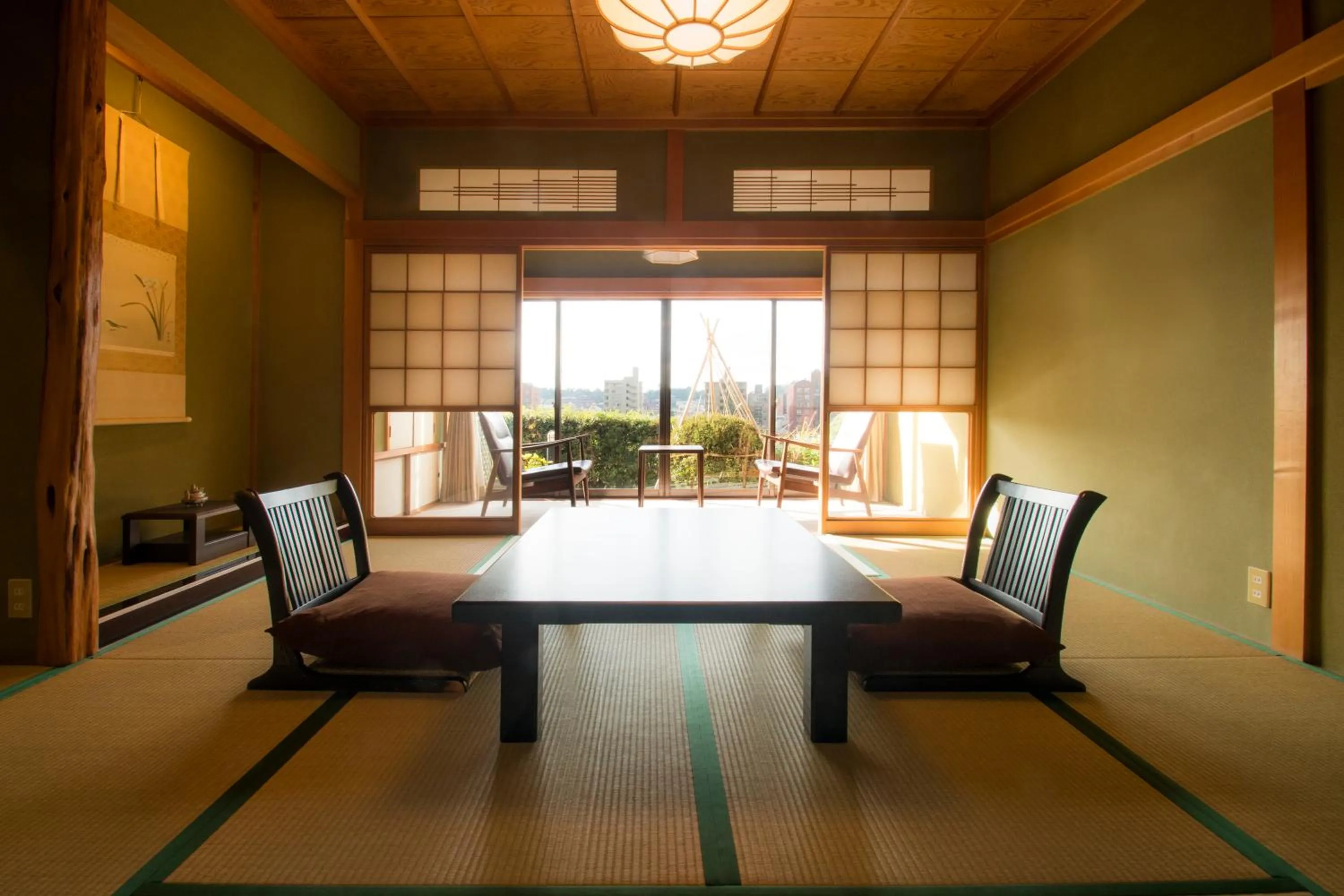 Photo of the whole room in Yamanoo