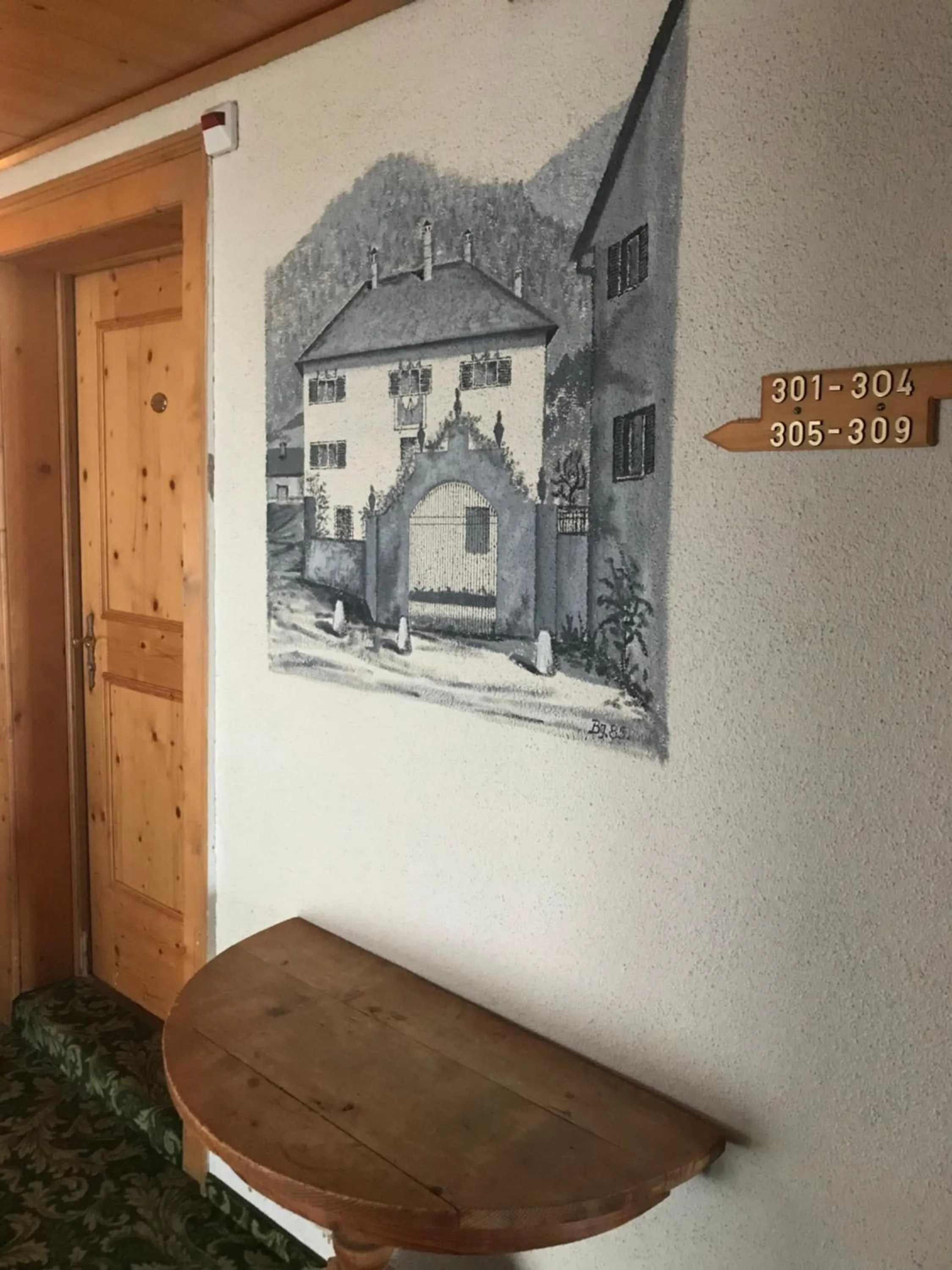 Seating area in DANILO Savognin