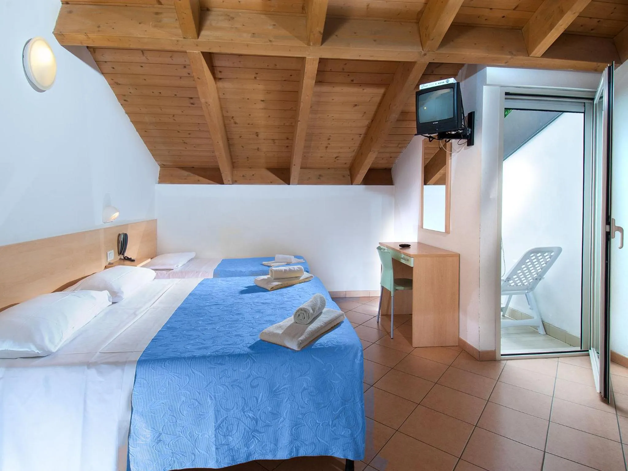 Photo of the whole room in Hotel Miramare