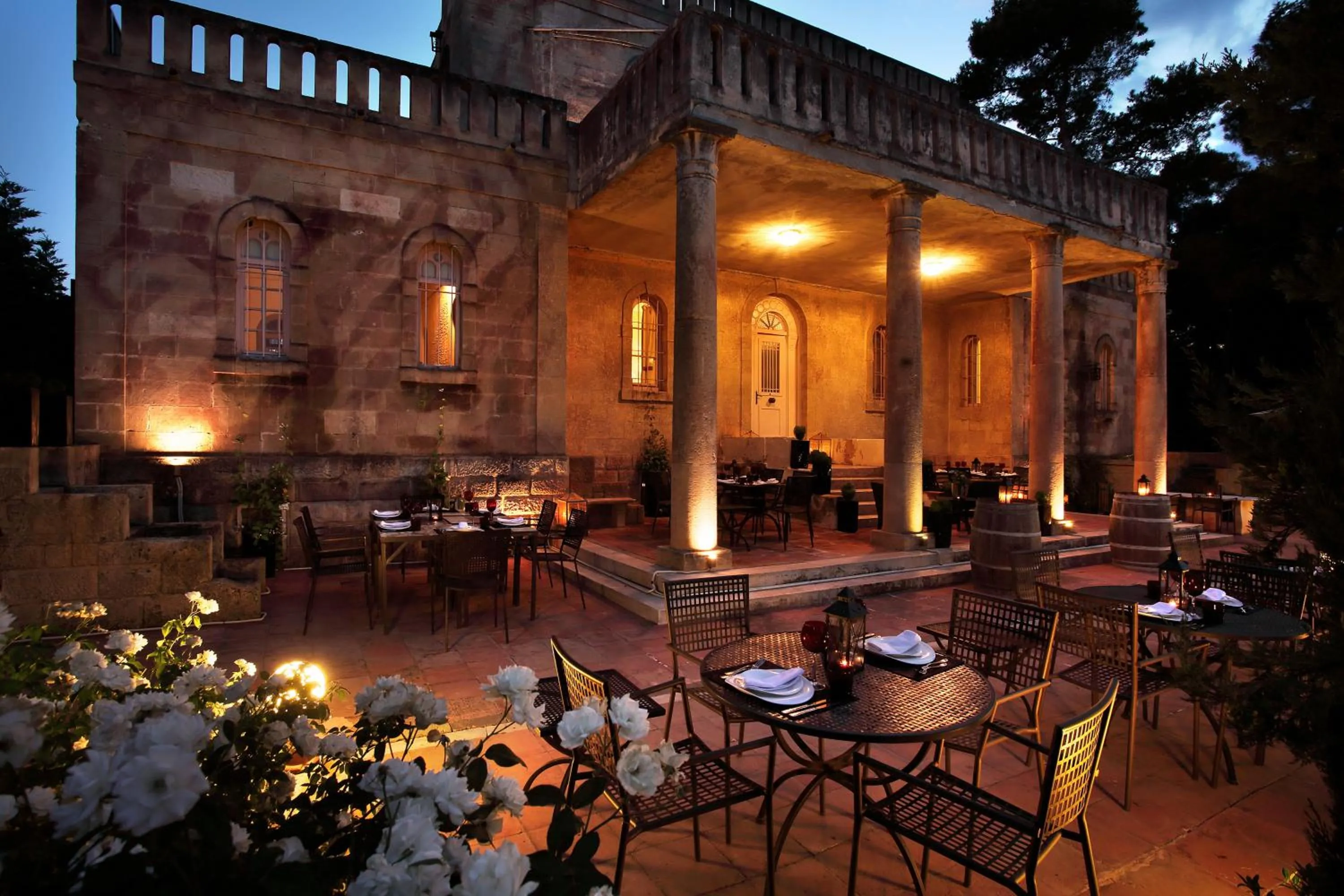 Restaurant/places to eat in Sikyon Coast Hotel And Resort