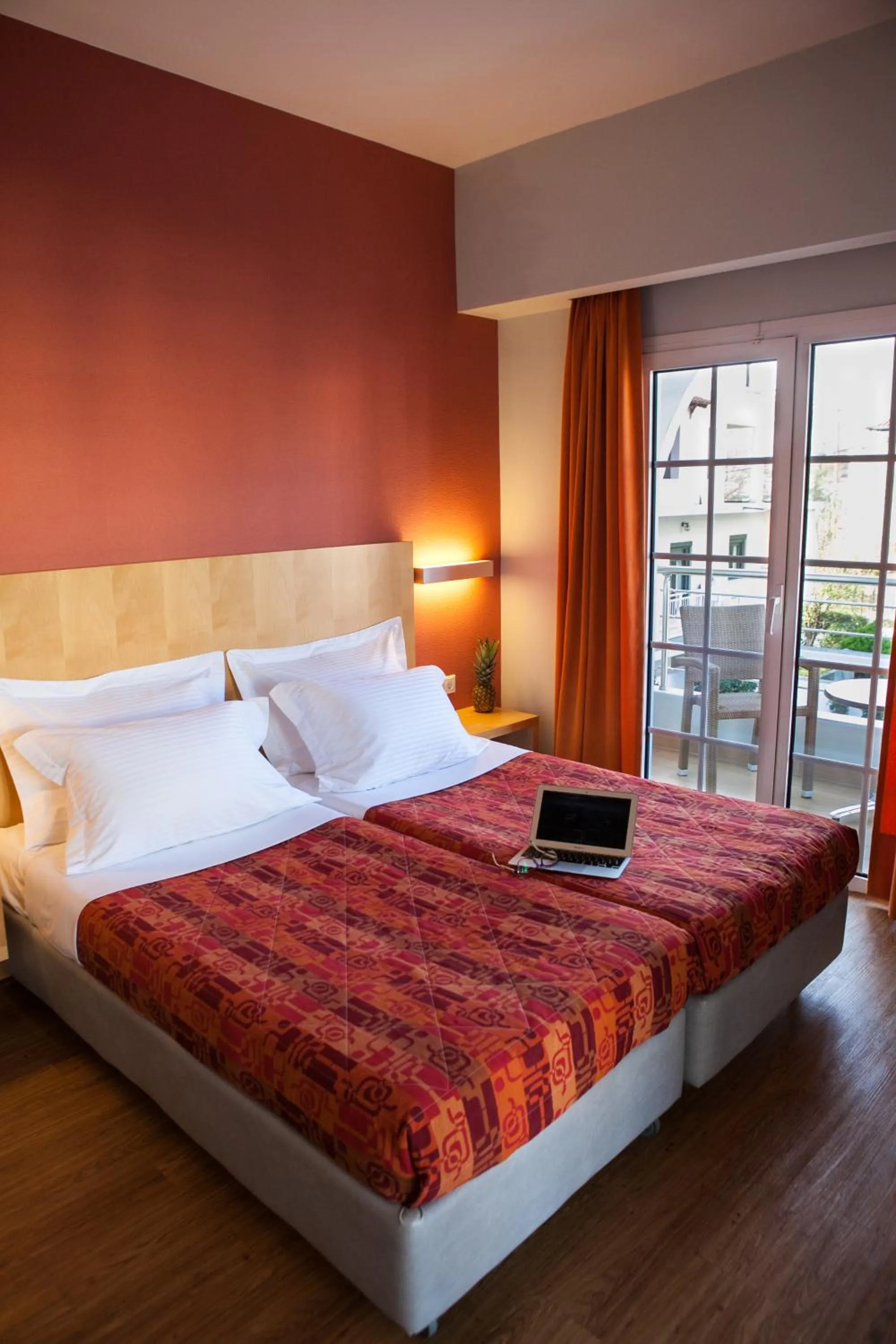 Photo of the whole room in Kronos Hotel