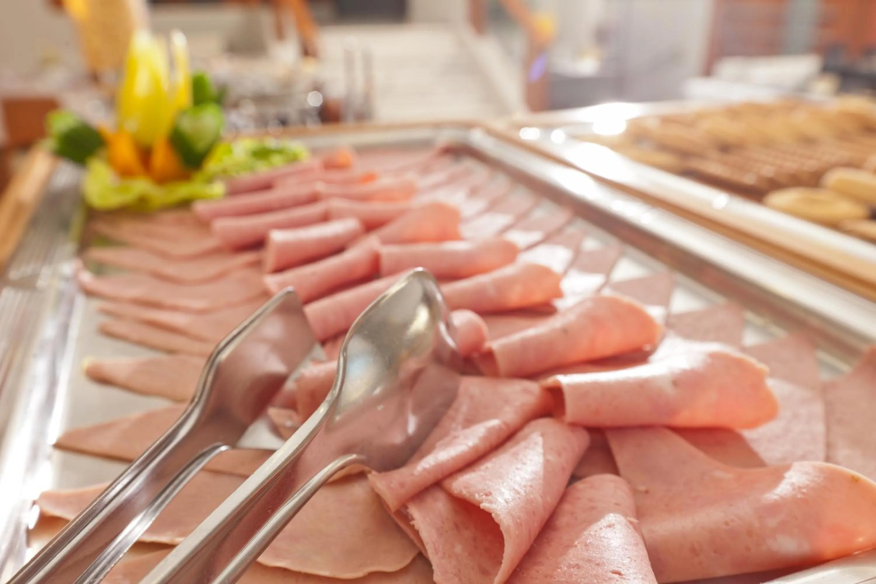 Restaurant/places to eat in Kronos Hotel