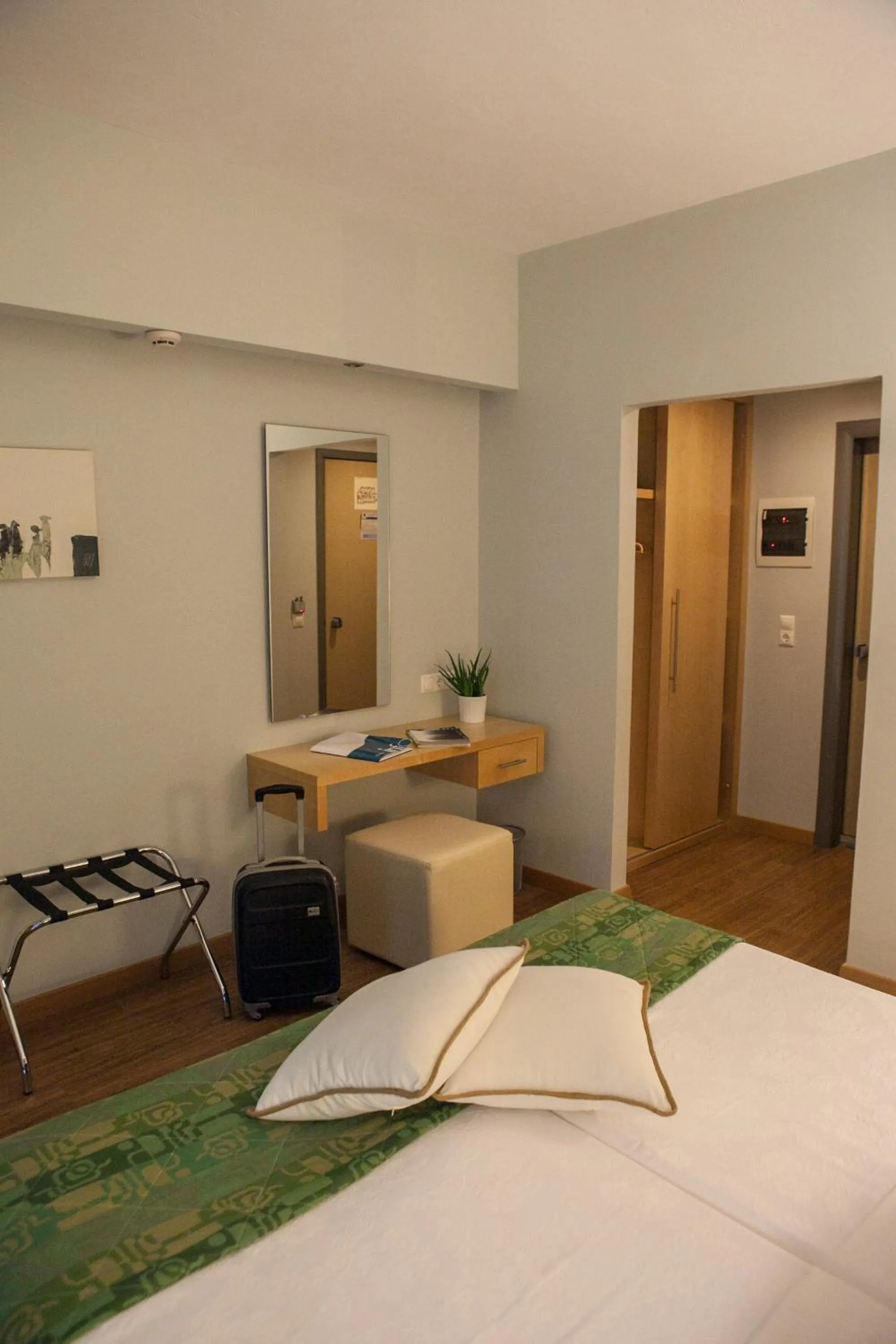 Photo of the whole room in Kronos Hotel