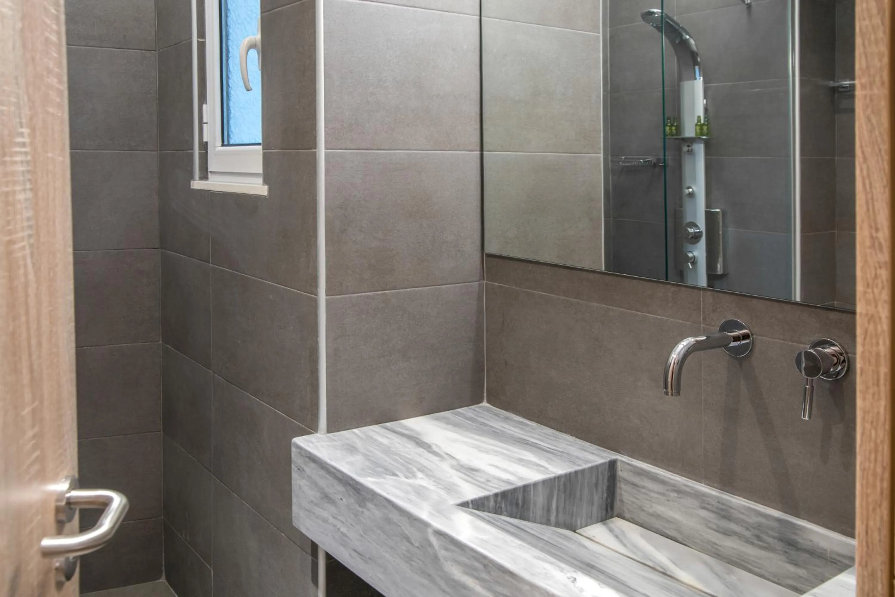 AD Athens Luxury Rooms & Suites