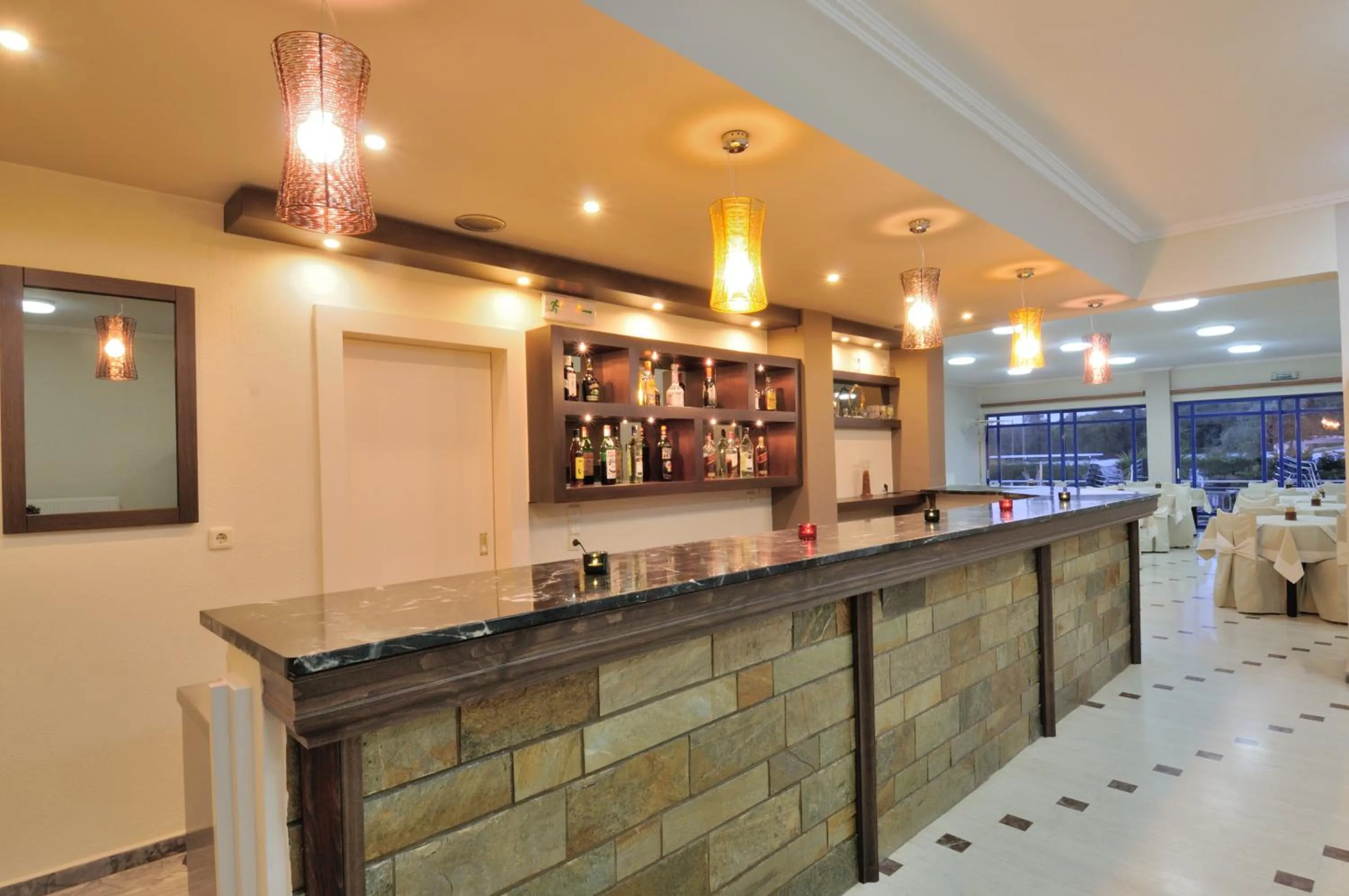 Lounge or bar in Lintzi Hotel