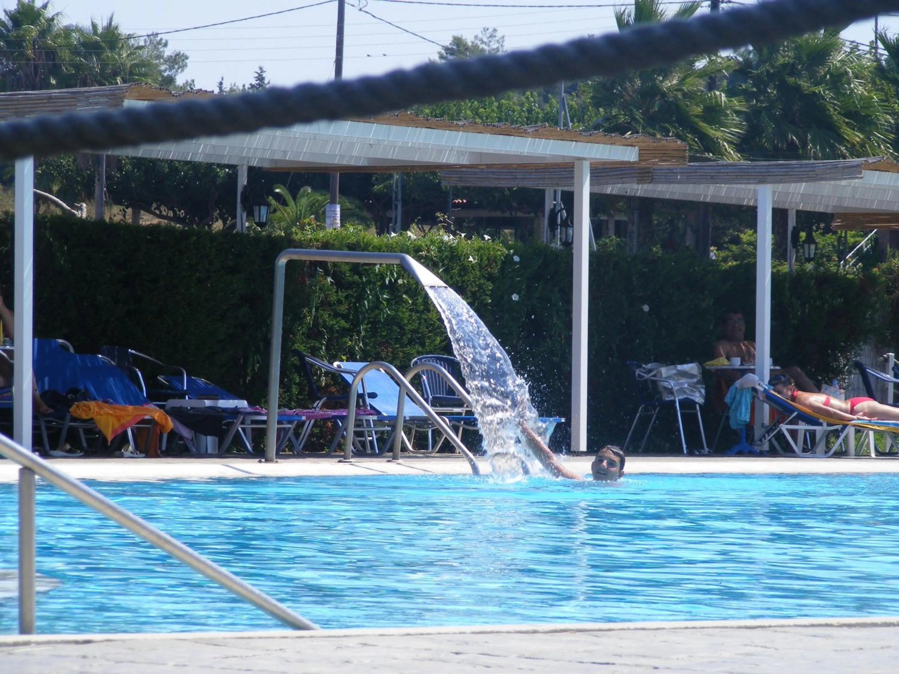 Swimming pool in Lintzi Hotel