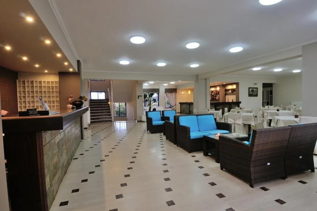 Lobby or reception in Lintzi Hotel