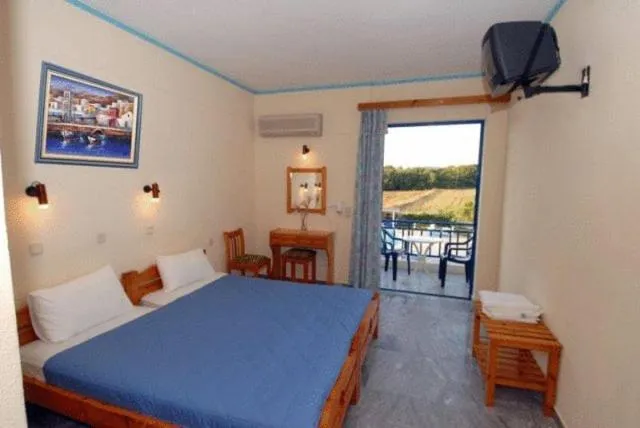 Day, Bed in Lintzi Hotel