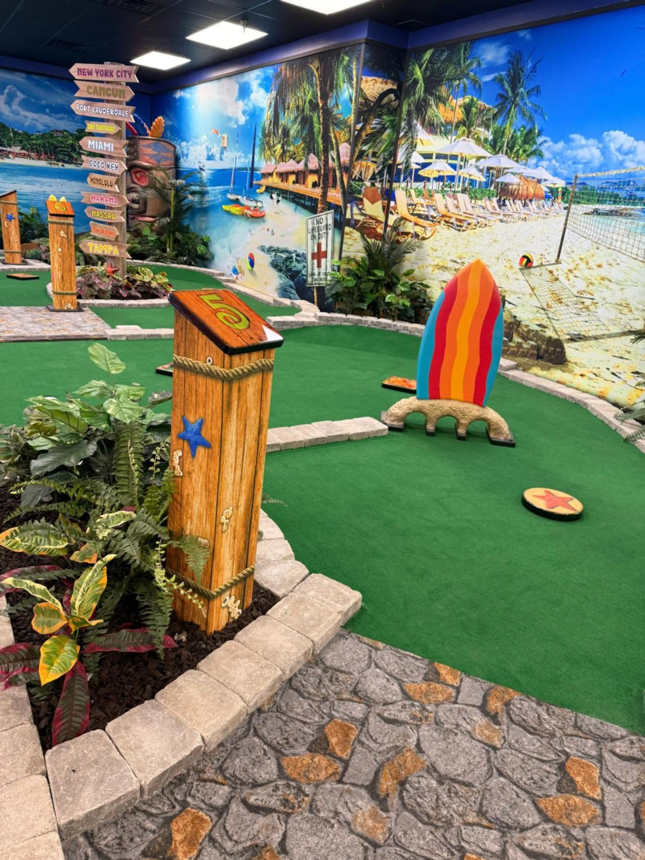 Minigolf in Coco Key Hotel & Water Park Resort