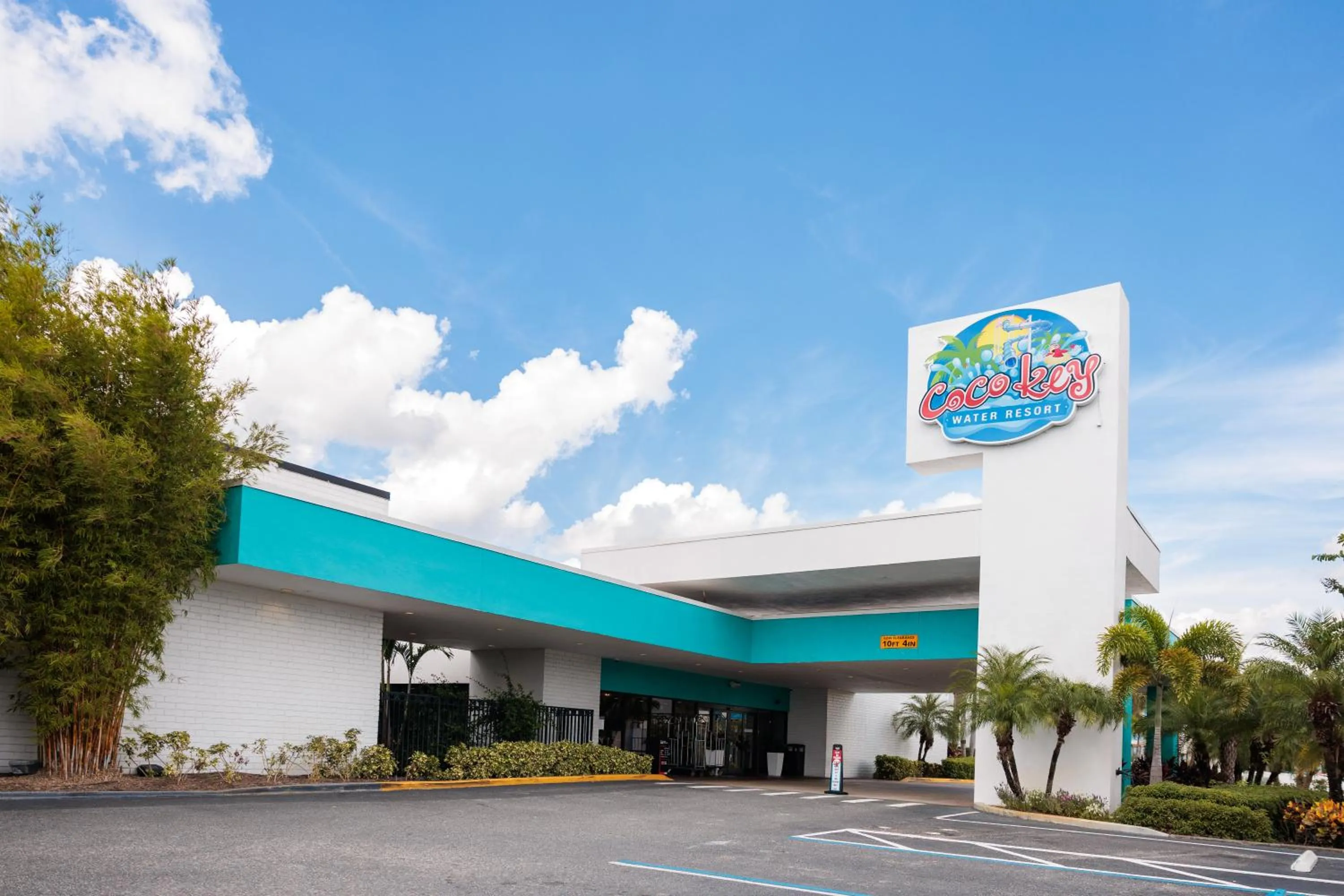 Property building in Coco Key Hotel & Water Park Resort