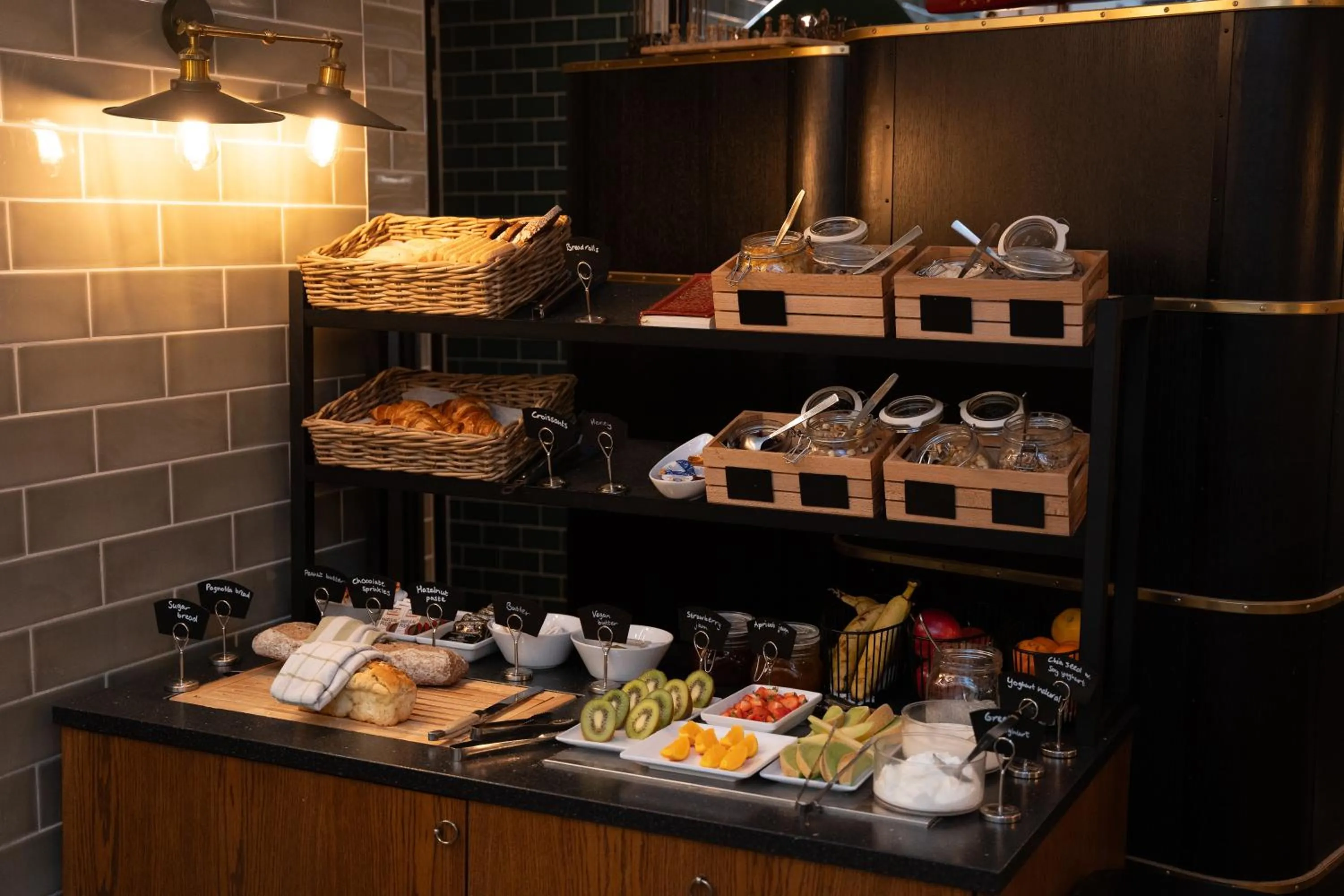 Breakfast in The Hendrick's Hotel