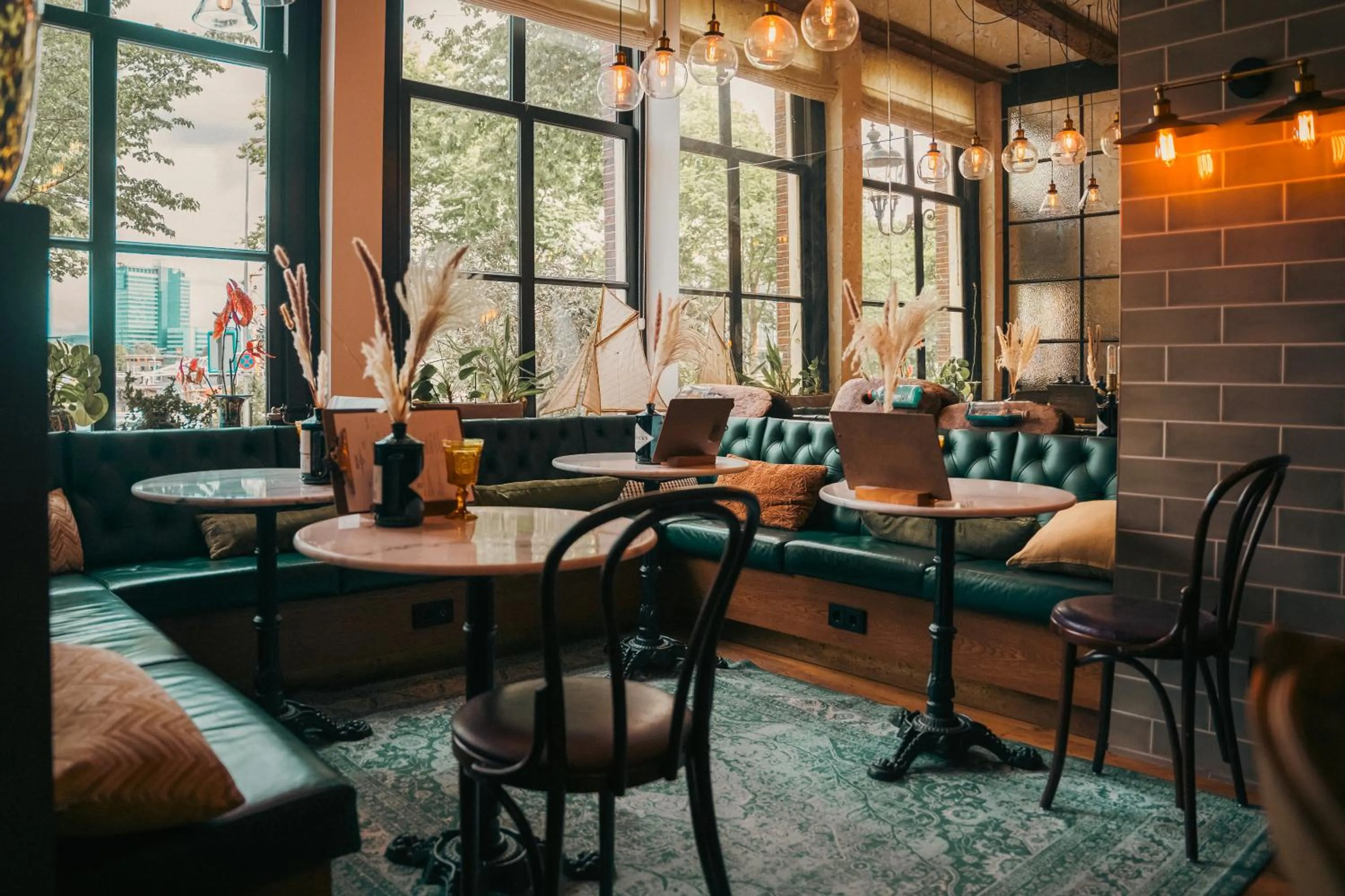 Lounge or bar in The Hendrick's Hotel