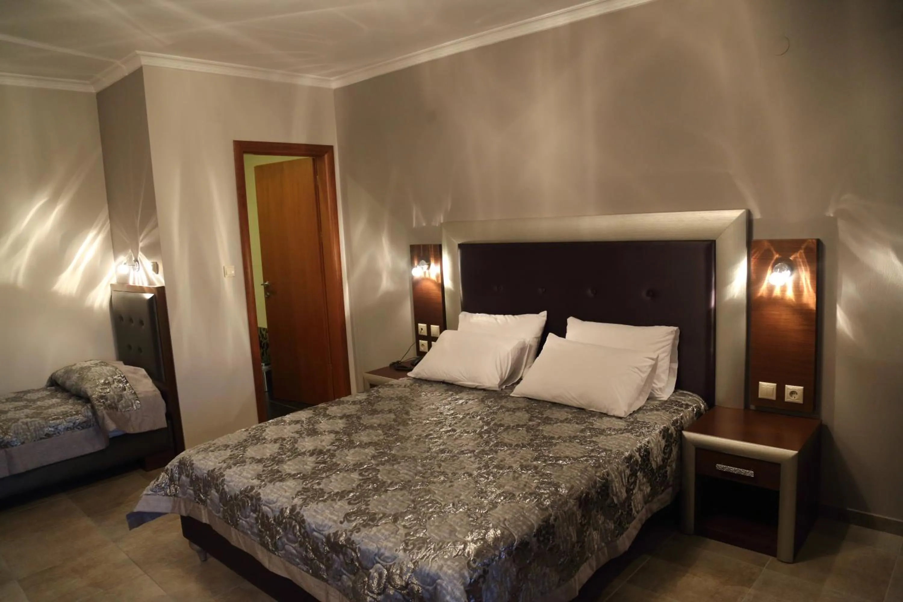 Photo of the whole room in Hotel Souita