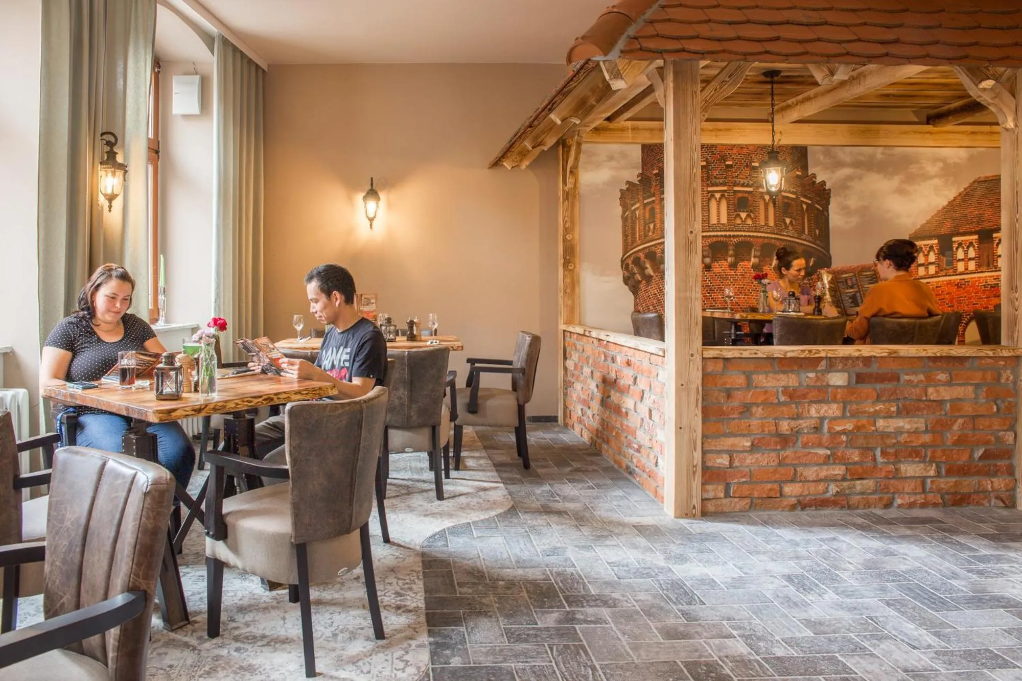 Lounge or bar in Hotel Schwarzer Adler Tangermünde