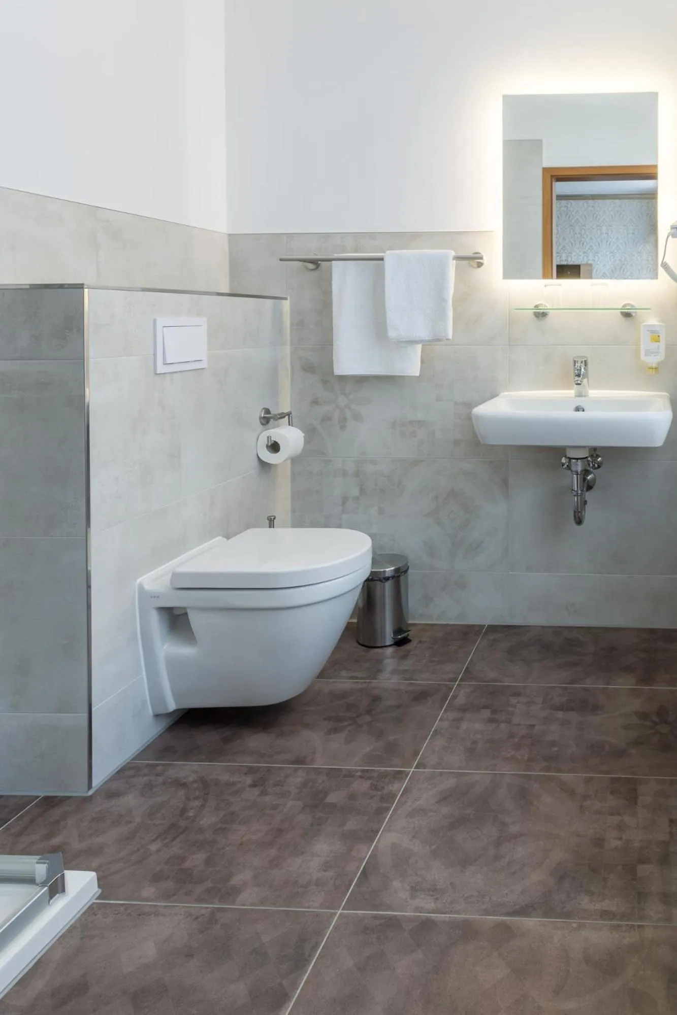 Toilet in Hotel Schwarzer Adler Tangermünde