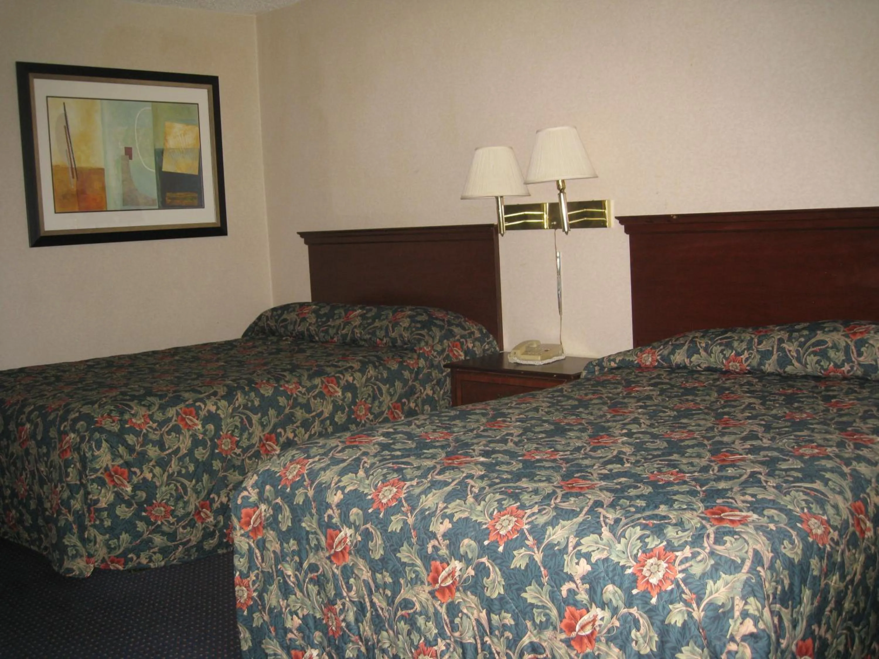 Bedroom, Bed in Budget Inn Temple Hills