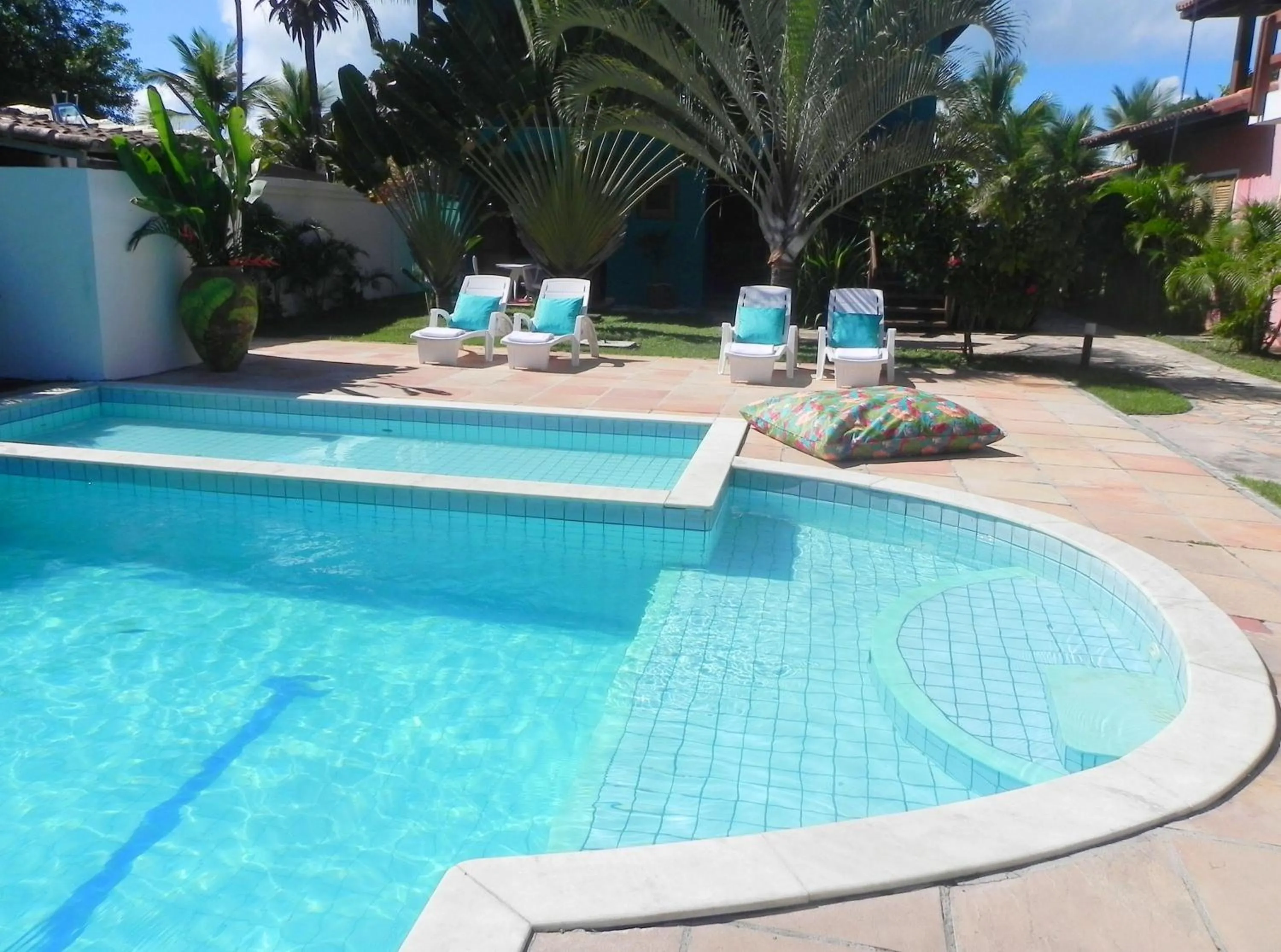 Swimming pool in Ouro Sobre Azul Apart Hotel