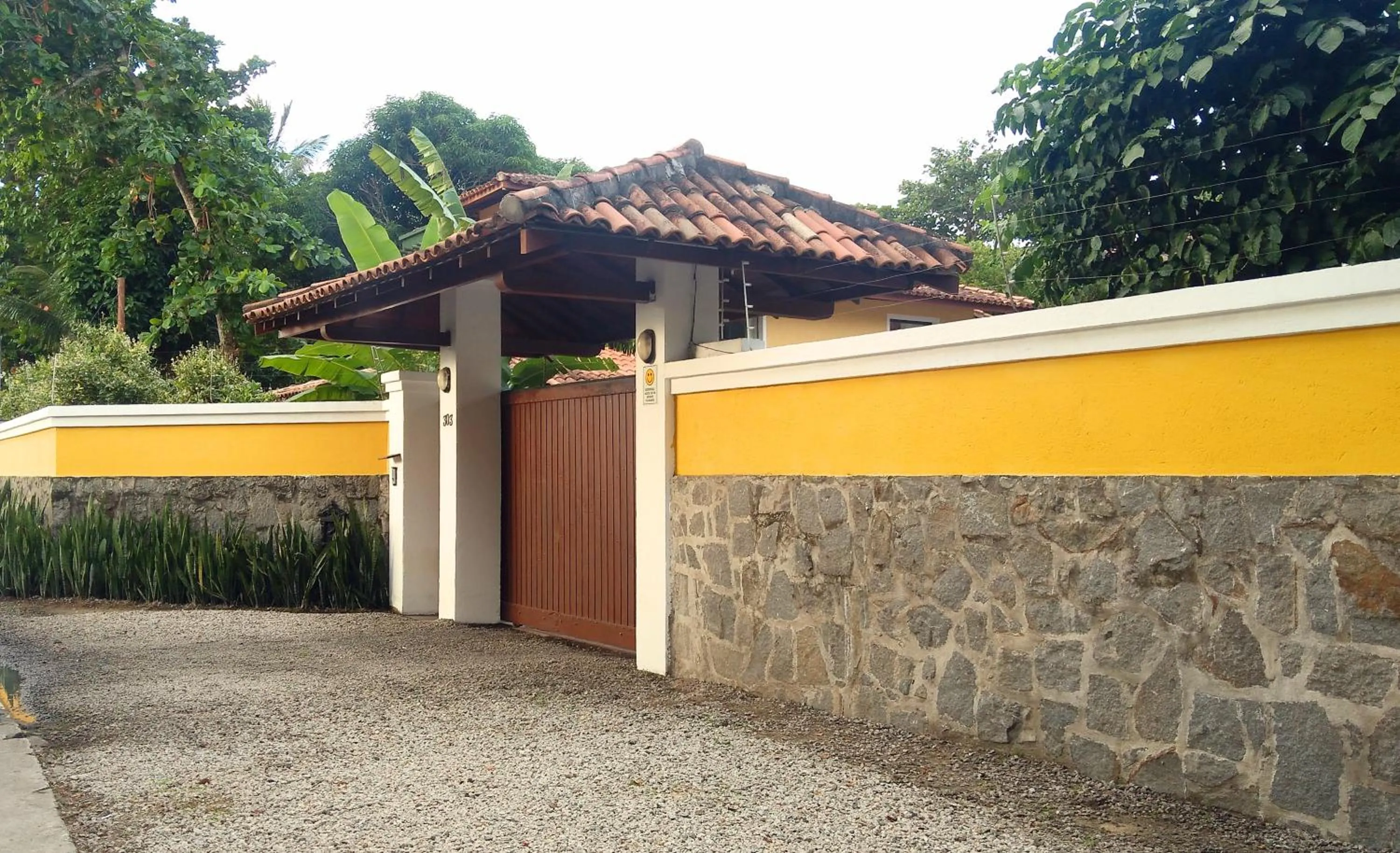 Facade/entrance in Ouro Sobre Azul Apart Hotel