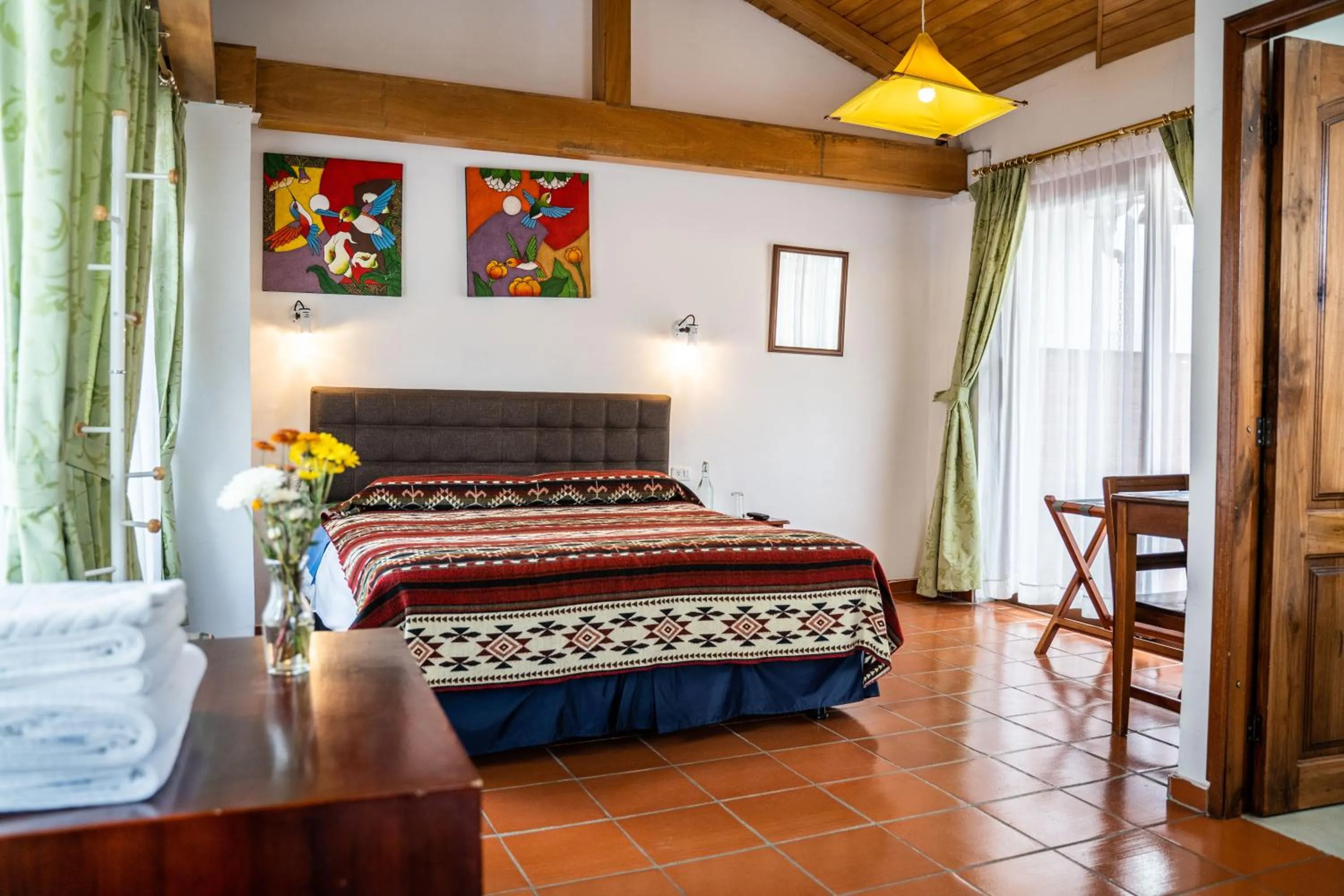 Colonial Double Room in Hostal Riviera Sucre
