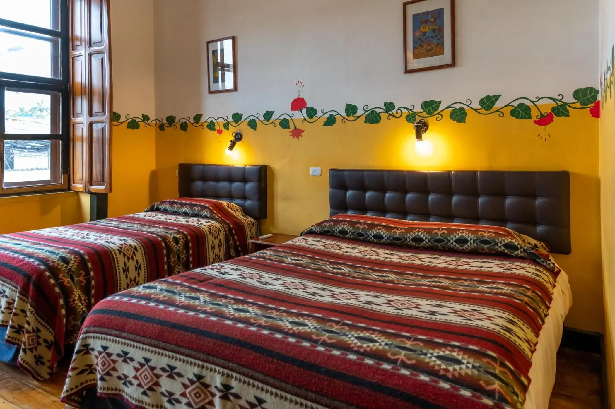 Family Room with Private Bathroom in Hostal Riviera Sucre Family Room with Private Bathroom in Hostal Riviera Sucre