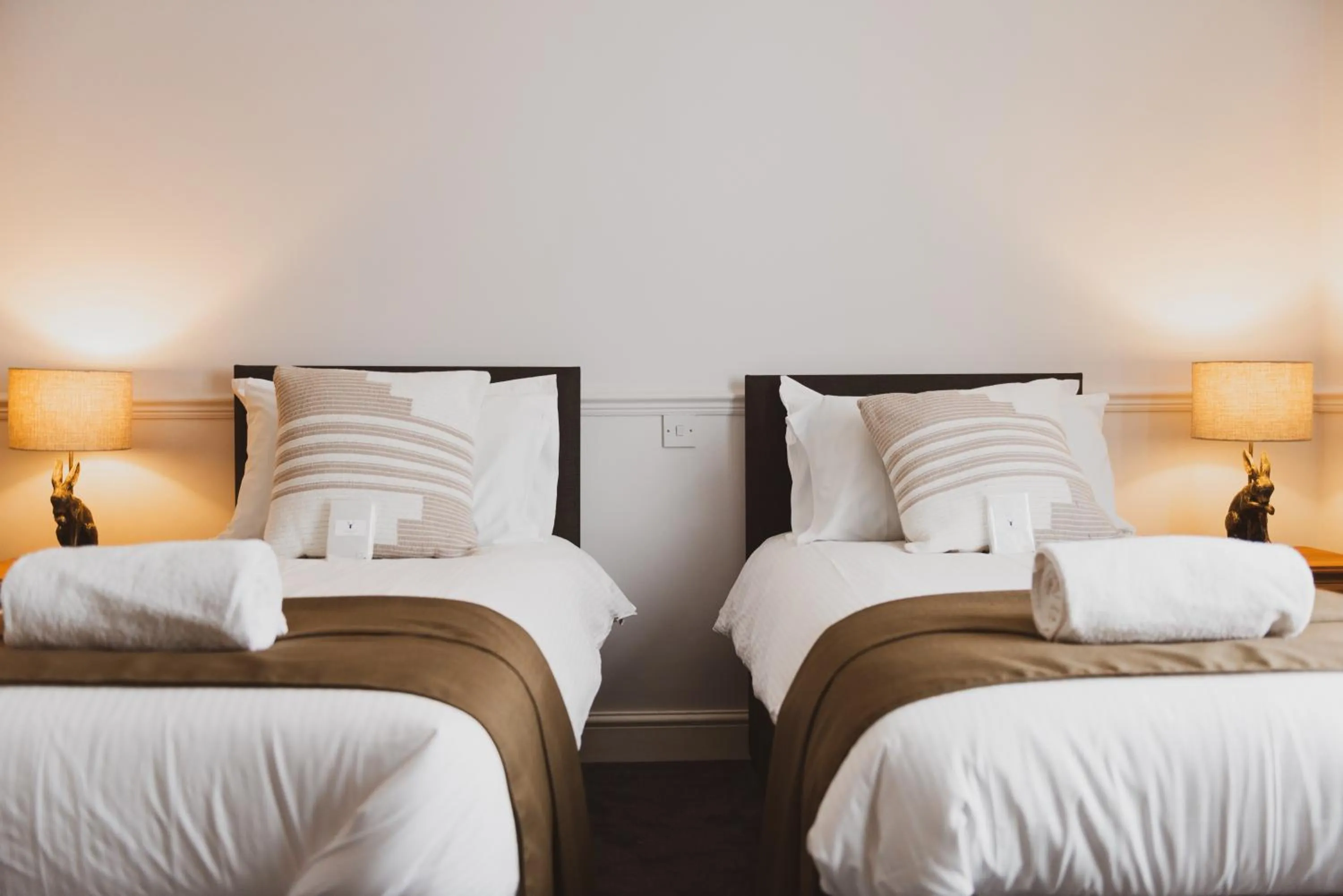 Bedroom, Bed in The Stag Hotel, Restaurant and Bar