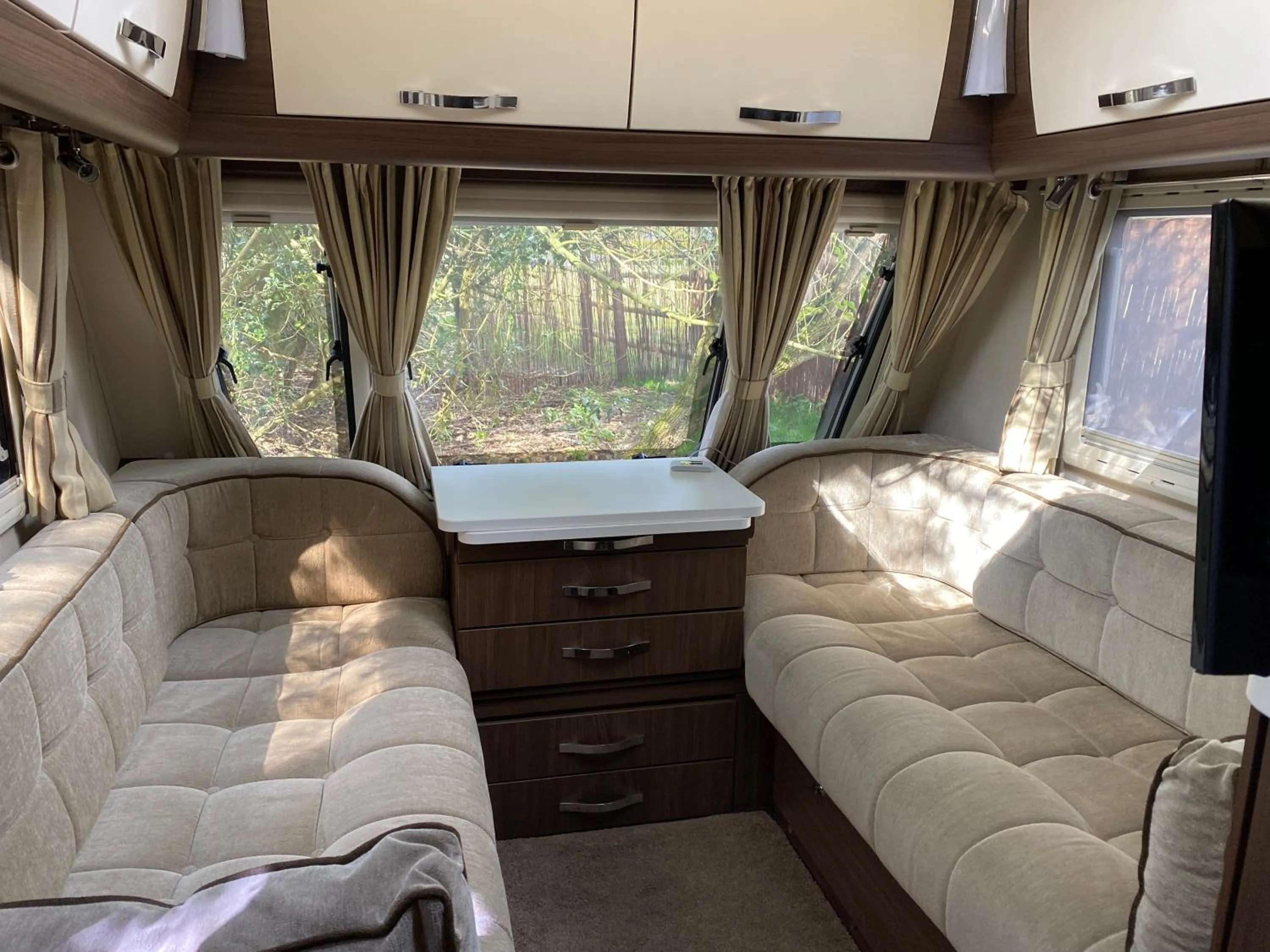 Living room in The Secret Cottage & Hideaway Caravan