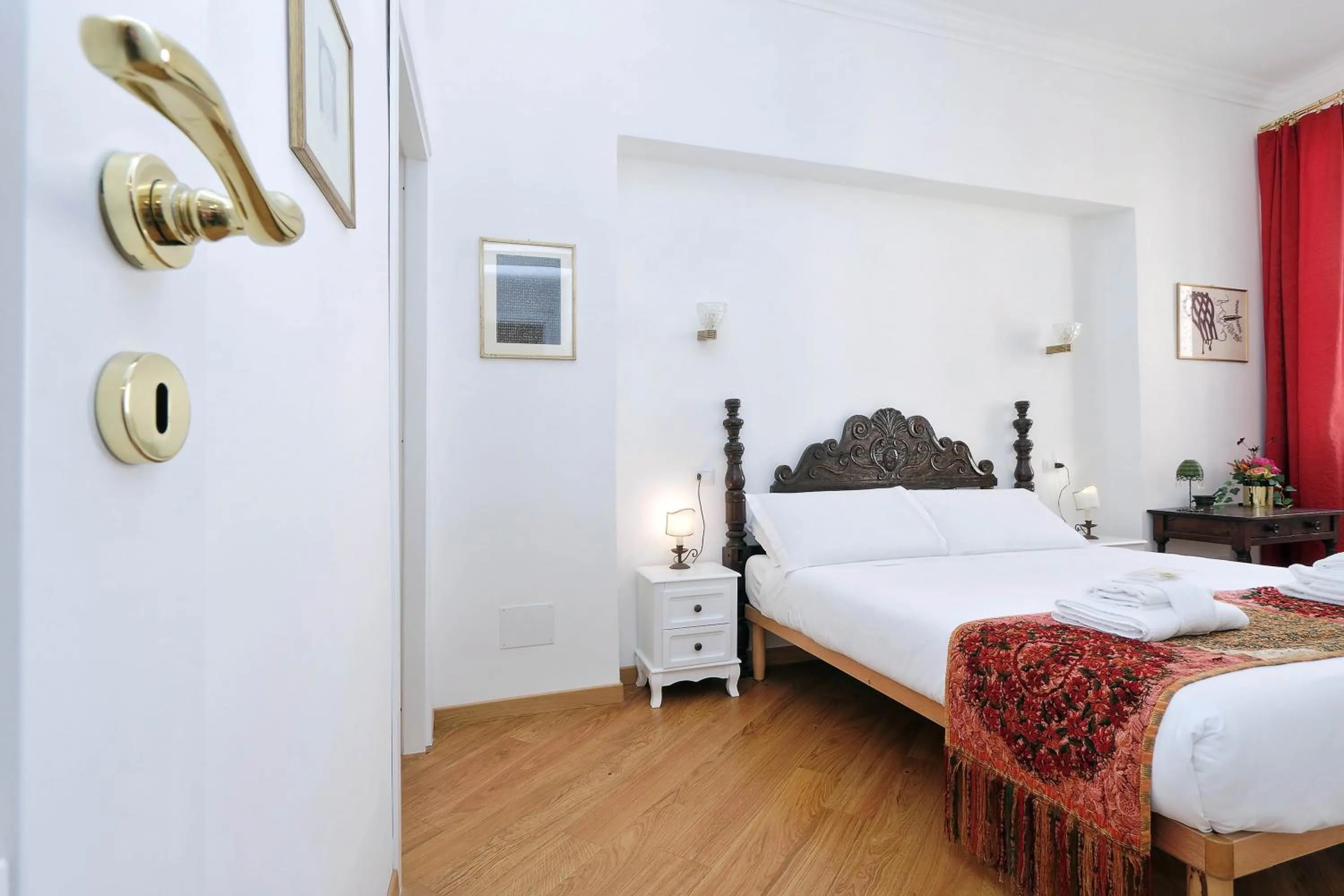 Bedroom, Bed in Sistina